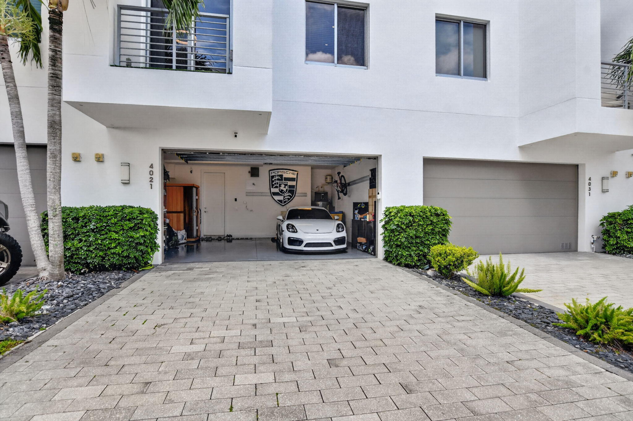 SPANISH RIVER TOWNHOMES - Residential