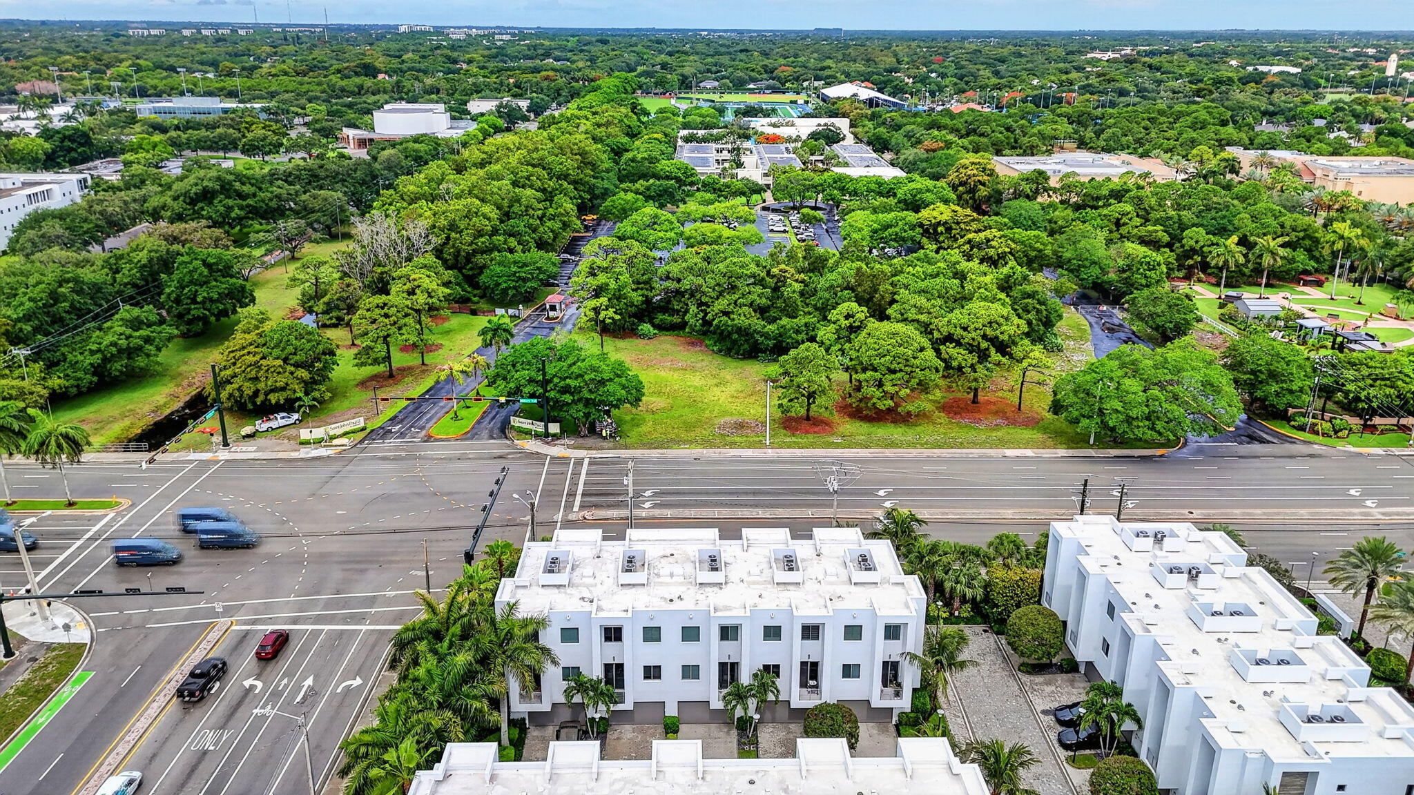 SPANISH RIVER TOWNHOMES - Residential