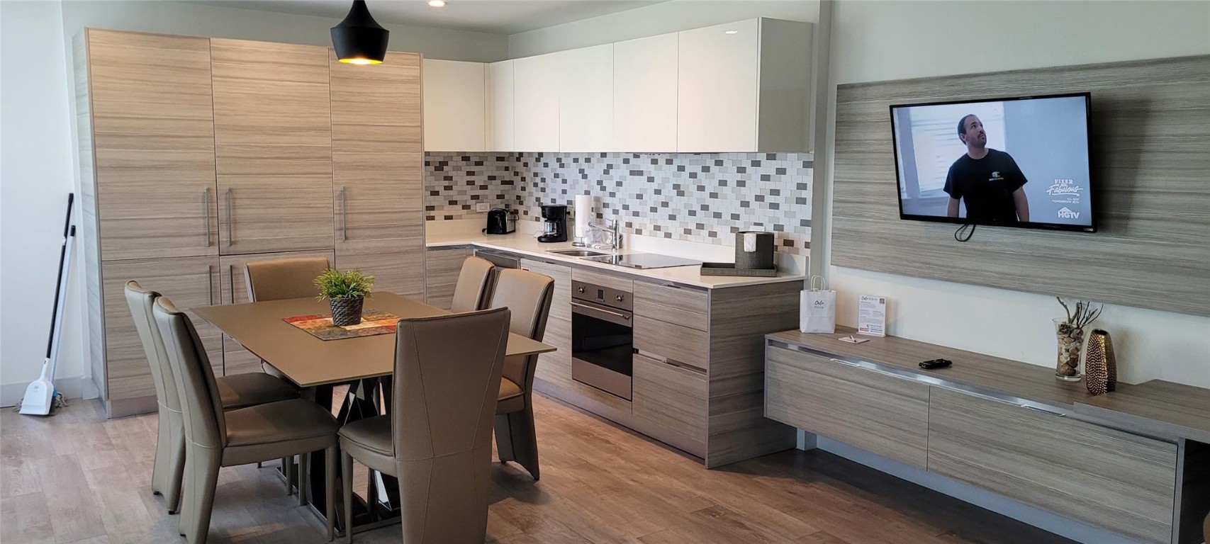 777 N Ocean Drive N533