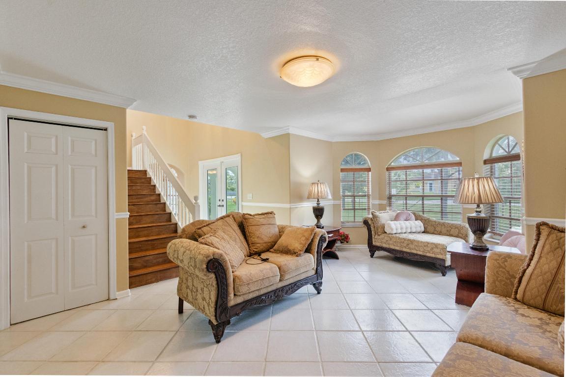 Loxahatchee - Residential