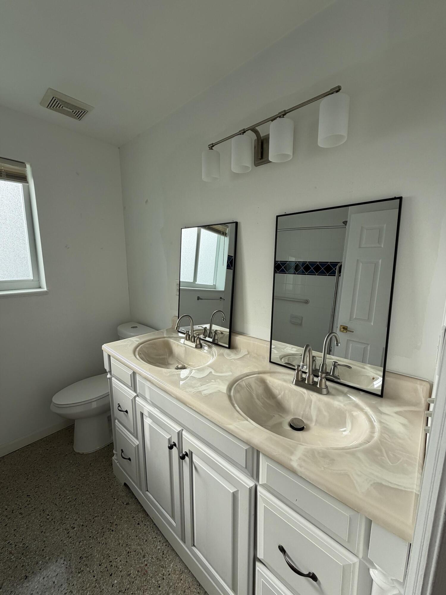 DELL PARK - Residential