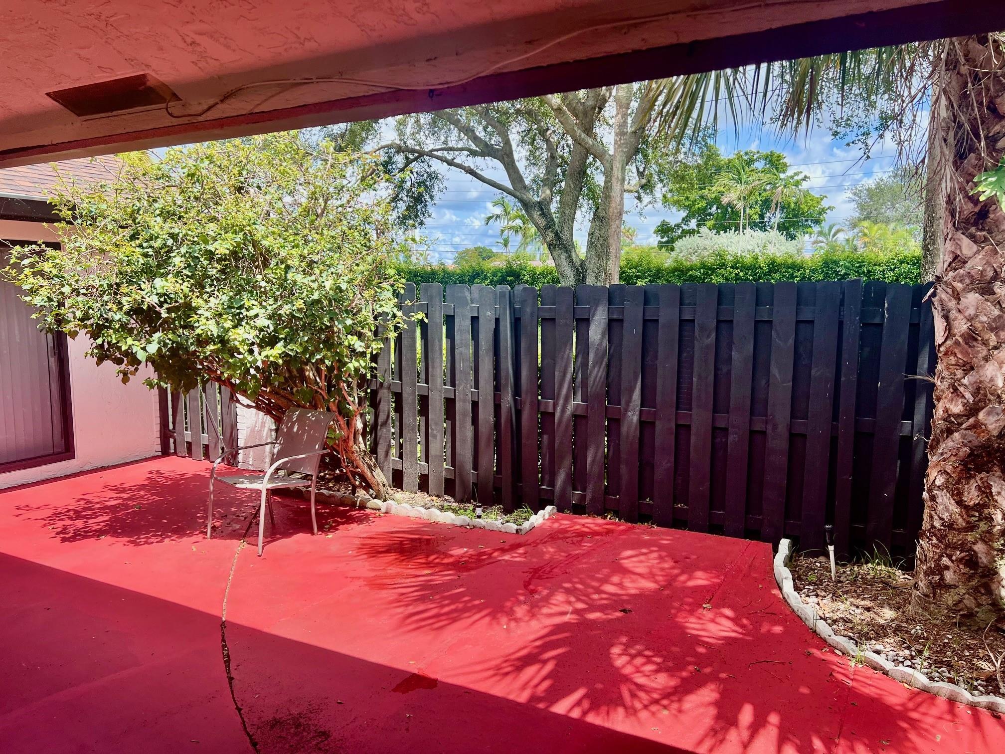 SANDALFOOT COVE SEC 10 - Residential