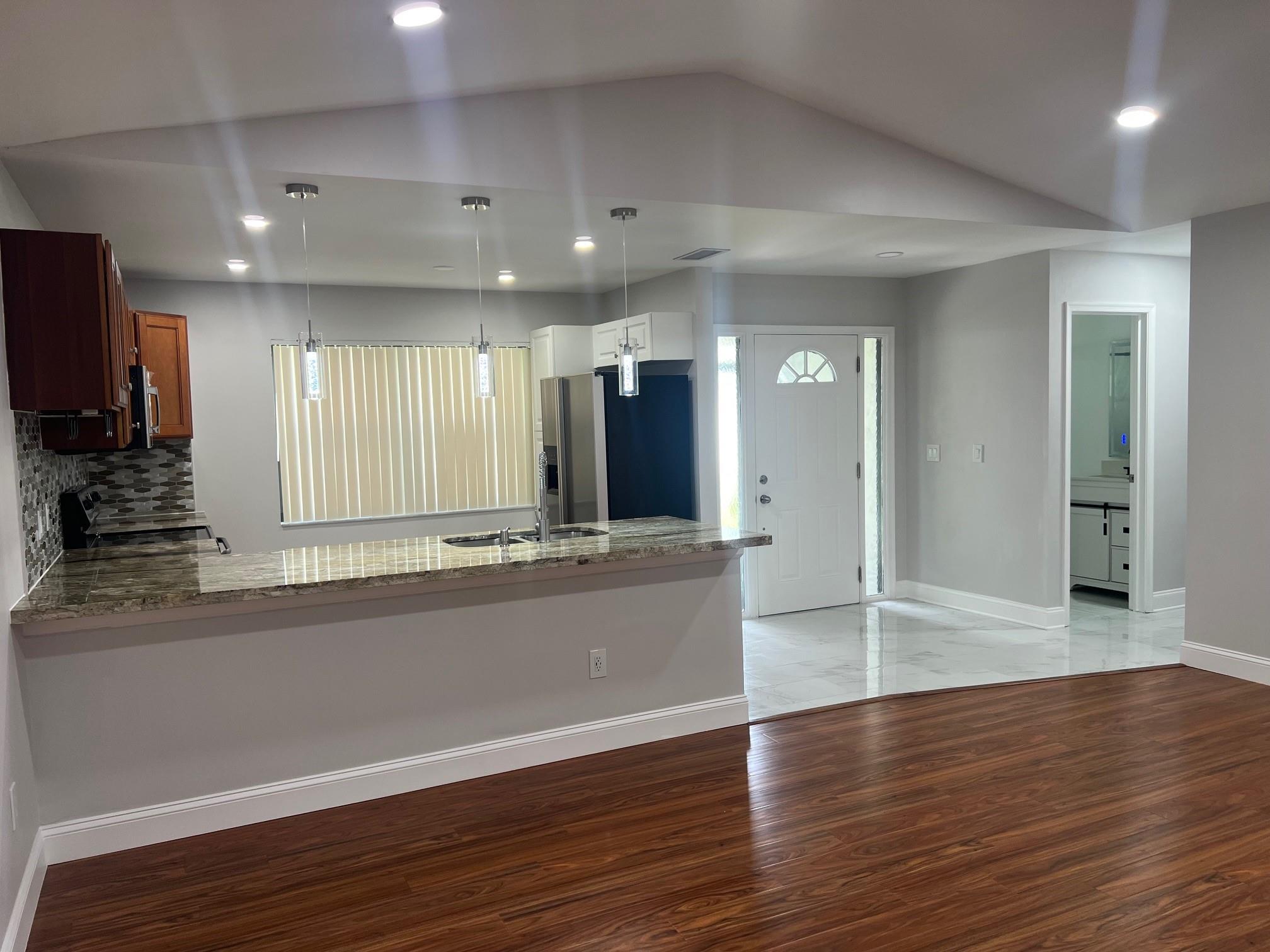 SANDALFOOT COVE SEC 10 - Residential