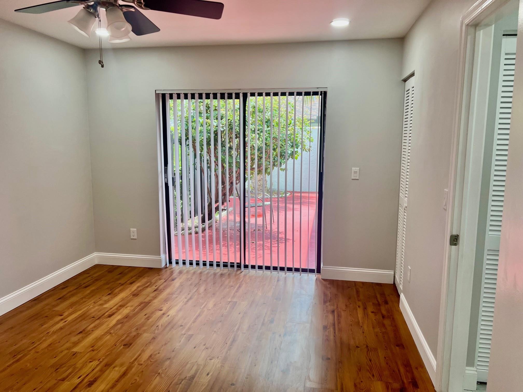 SANDALFOOT COVE SEC 10 - Residential