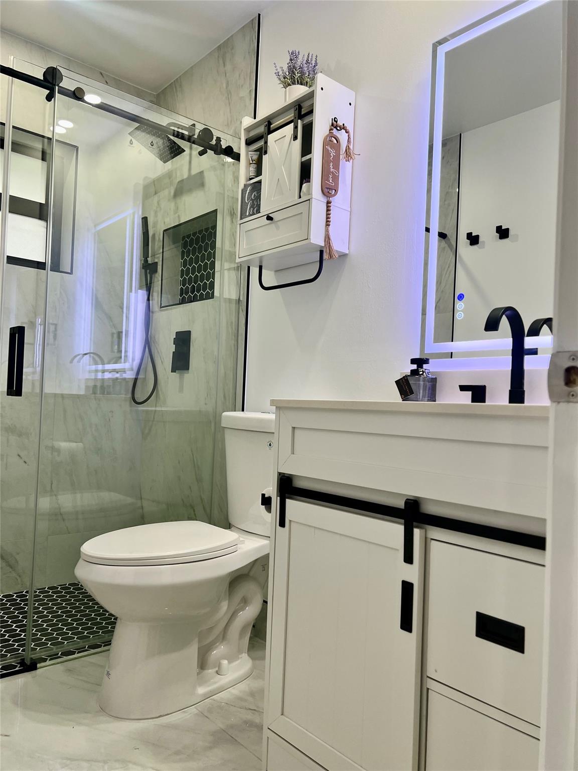 SANDALFOOT COVE SEC 10 - Residential