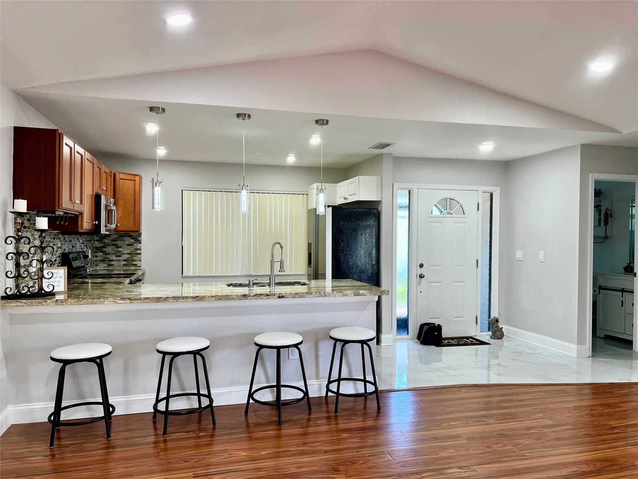 SANDALFOOT COVE SEC 10 - Residential