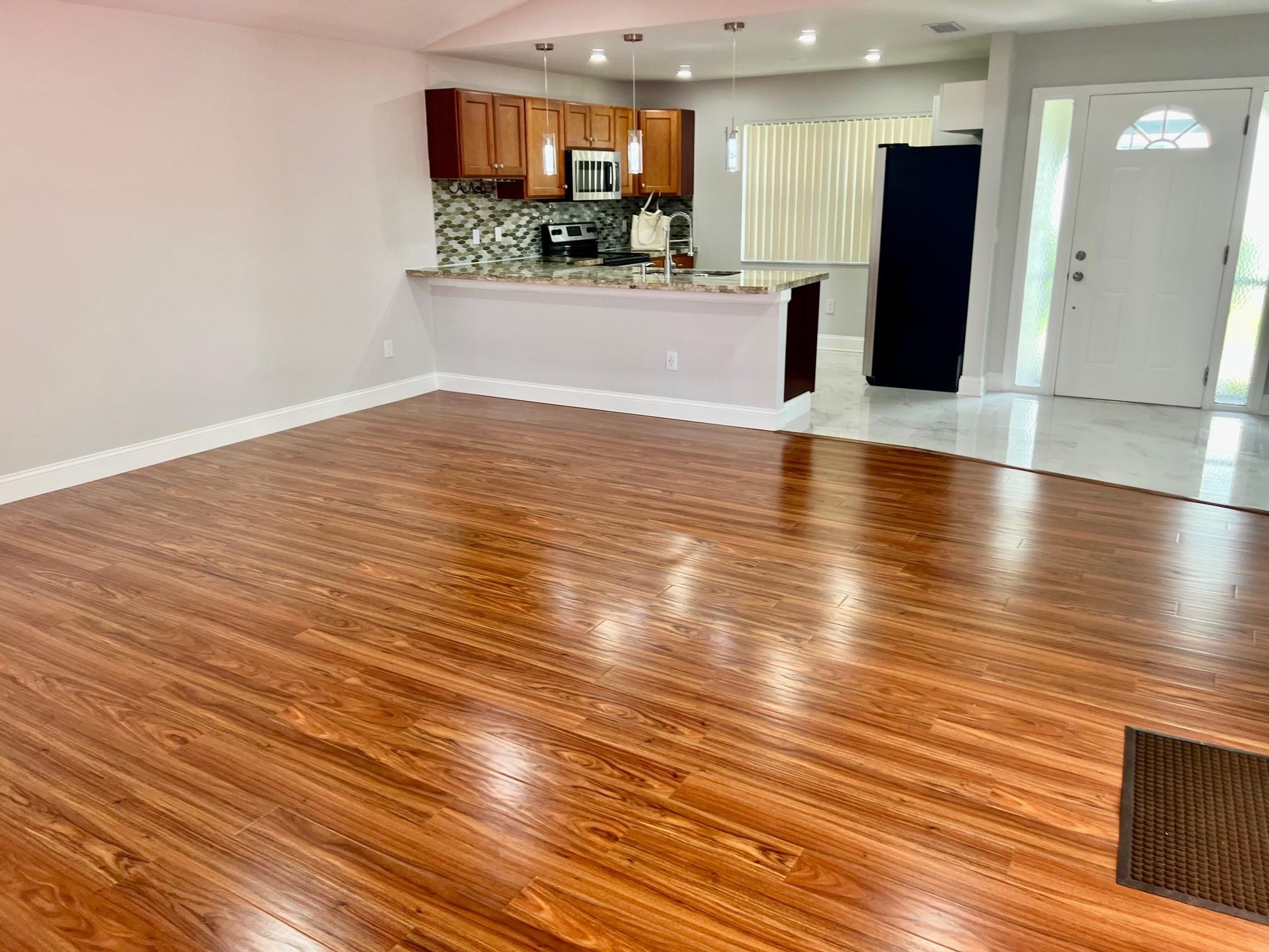 SANDALFOOT COVE SEC 10 - Residential