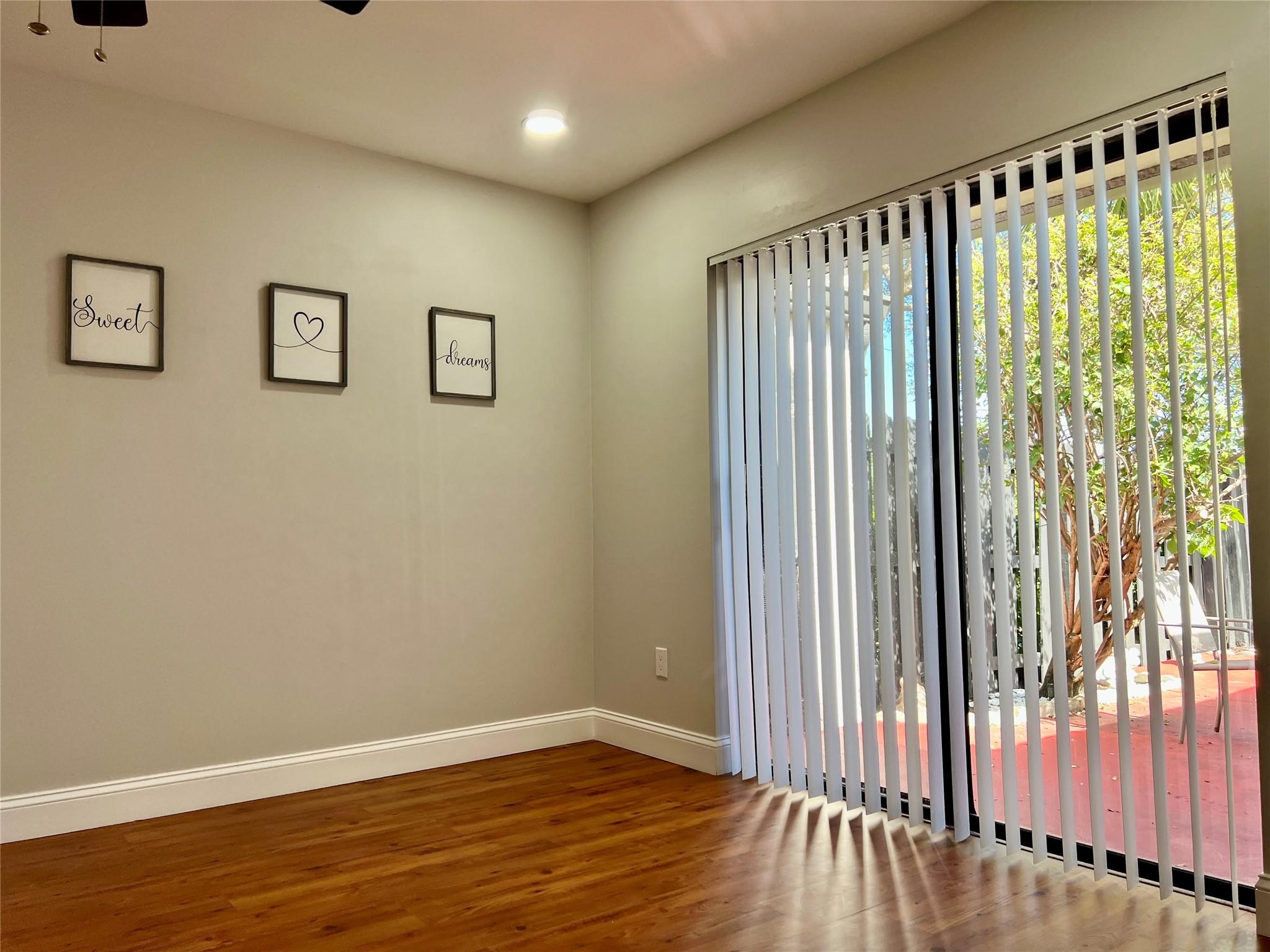 SANDALFOOT COVE SEC 10 - Residential