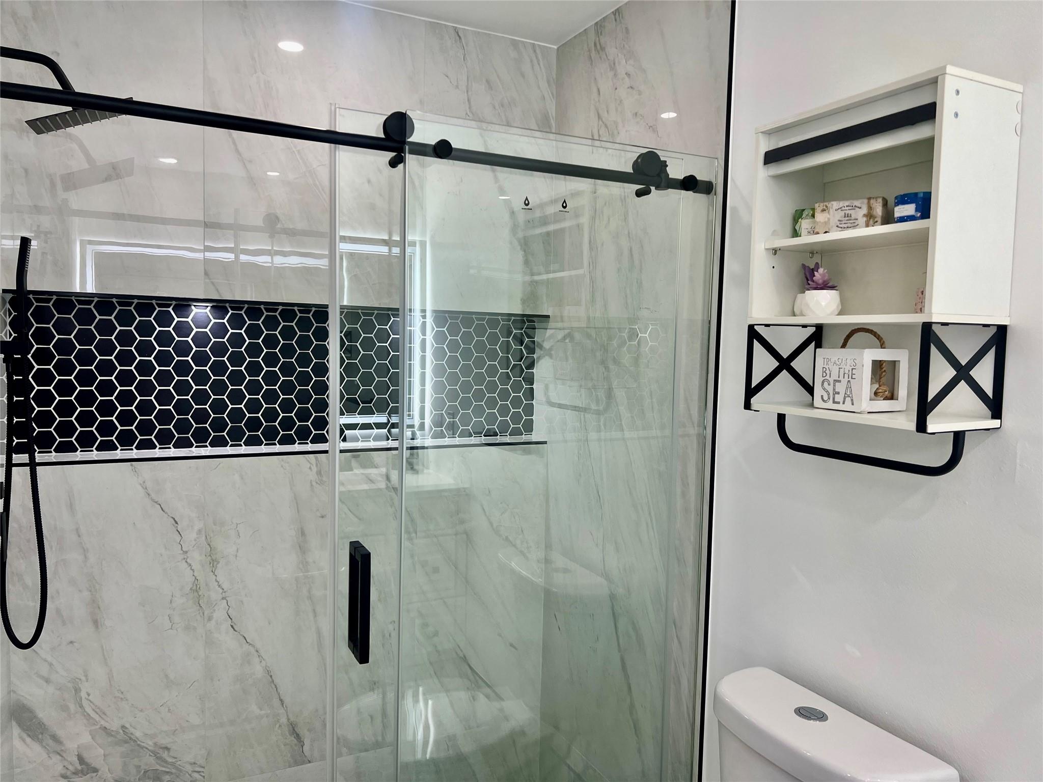 SANDALFOOT COVE SEC 10 - Residential