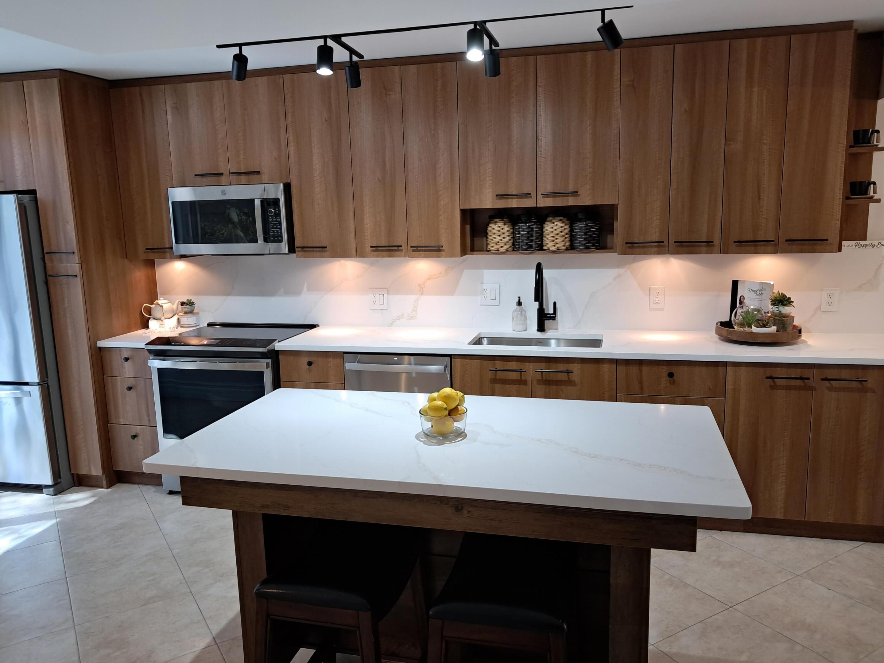 3802 Bridgewood Drive