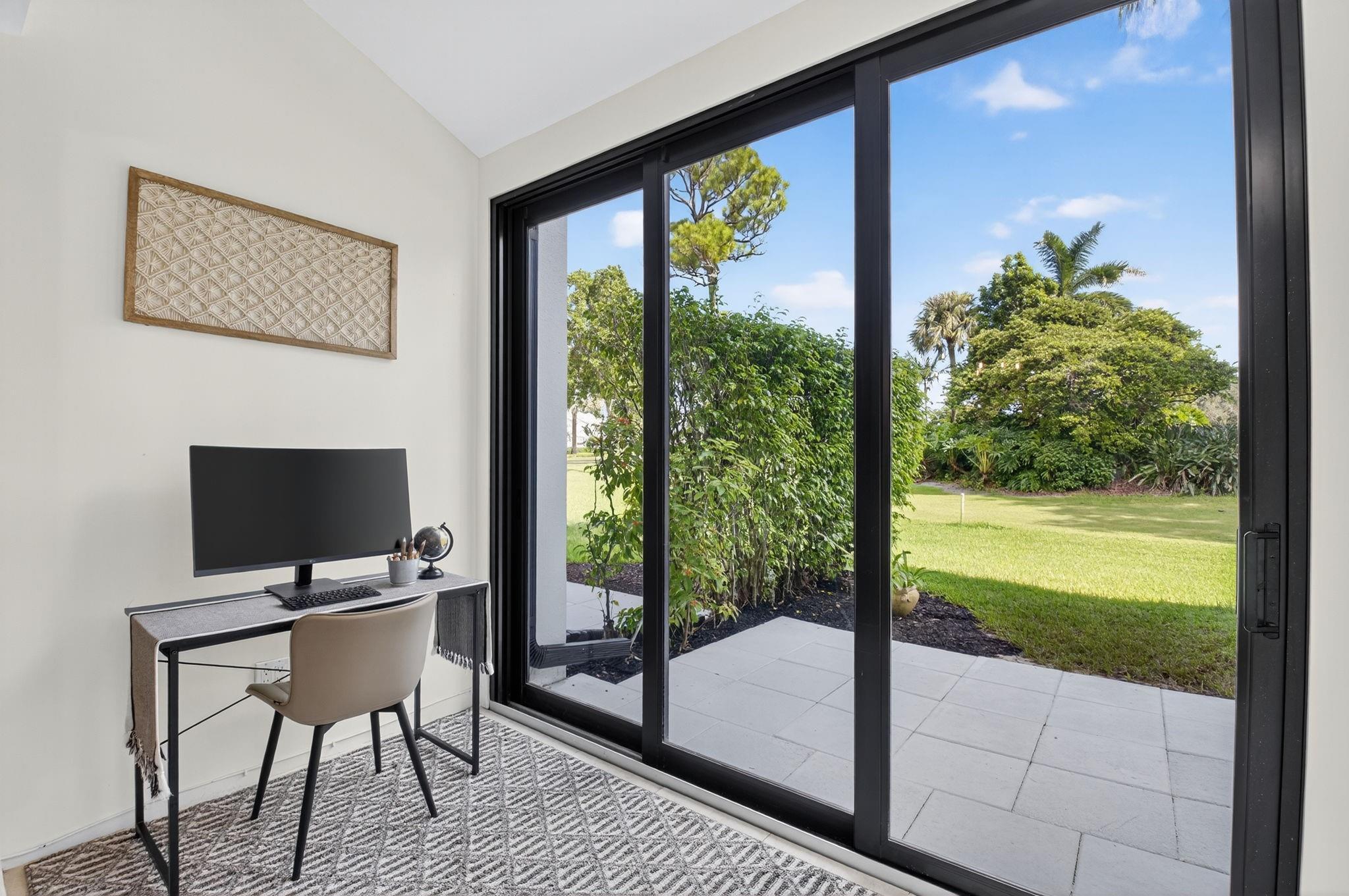 Pinelake - Residential