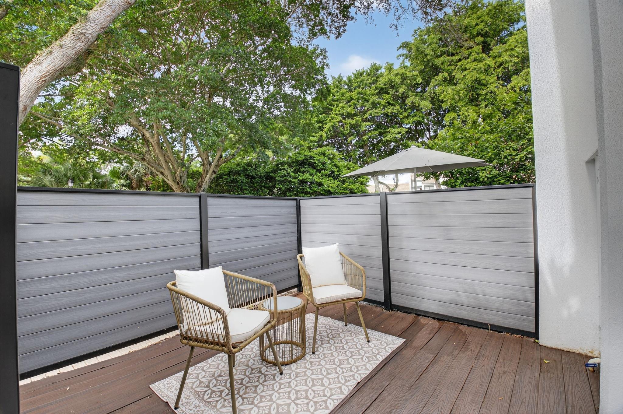 Pinelake - Residential