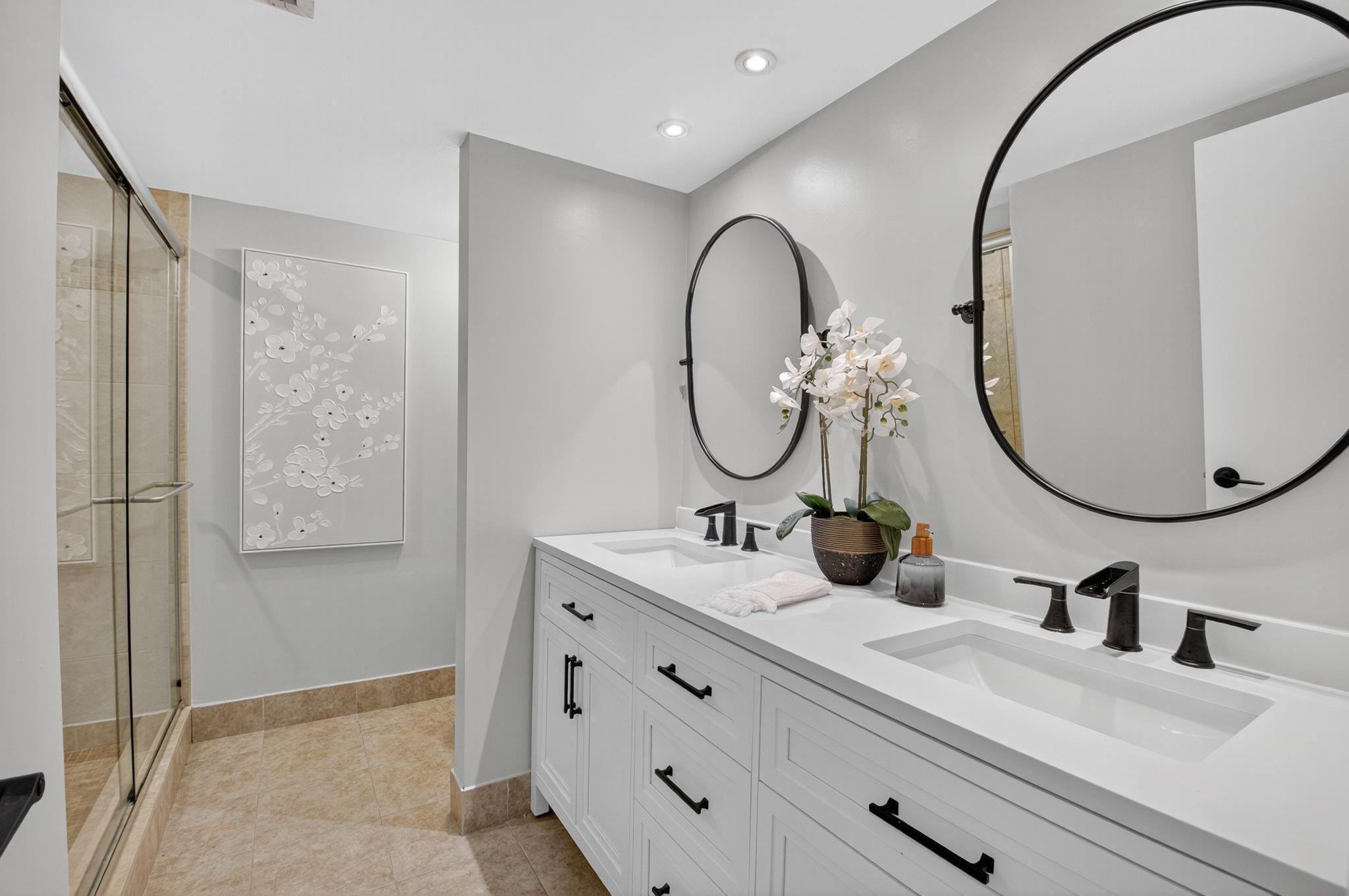 Pinelake - Residential