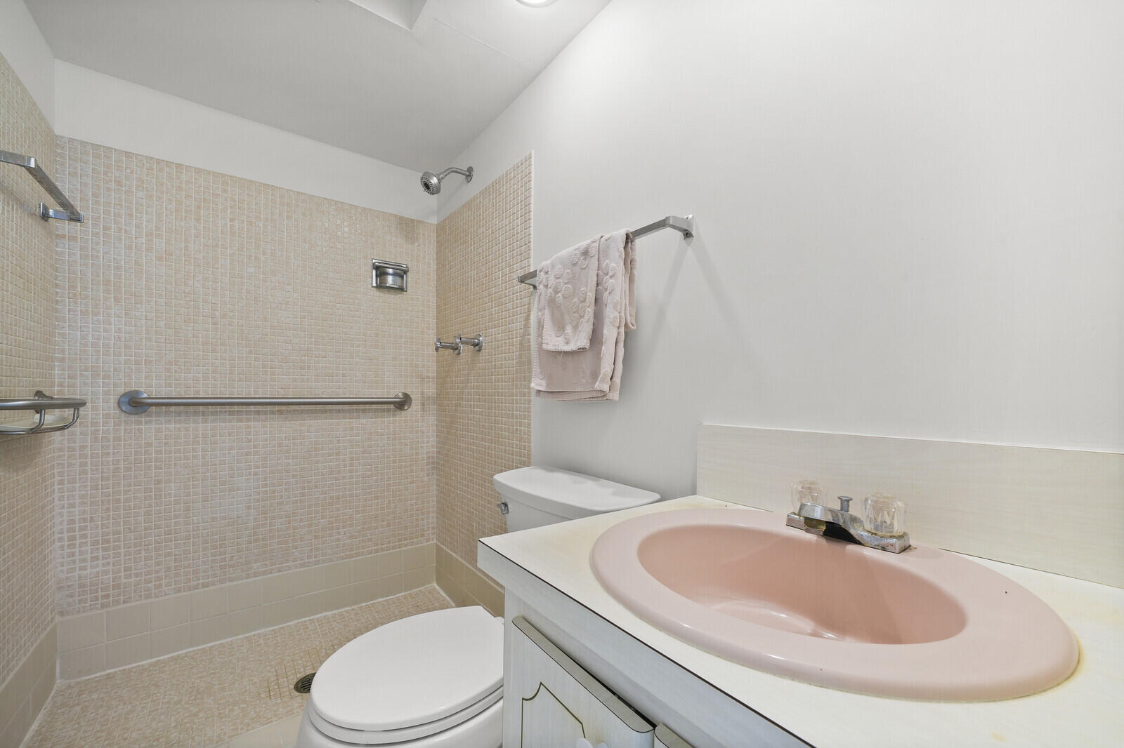 LAKE COLONY APTS TWO INC - Residential