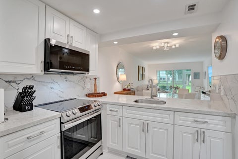 Tiny photo for 1211 BAHAMA Bend #E1, Coconut Creek, FL 33066 (MLS # B26079864)