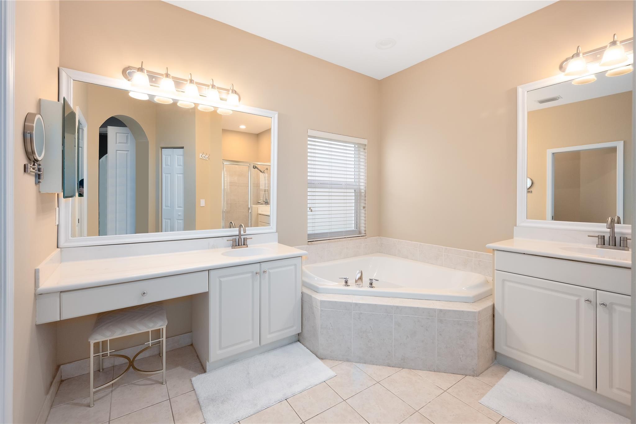 Parkland Isles - Residential