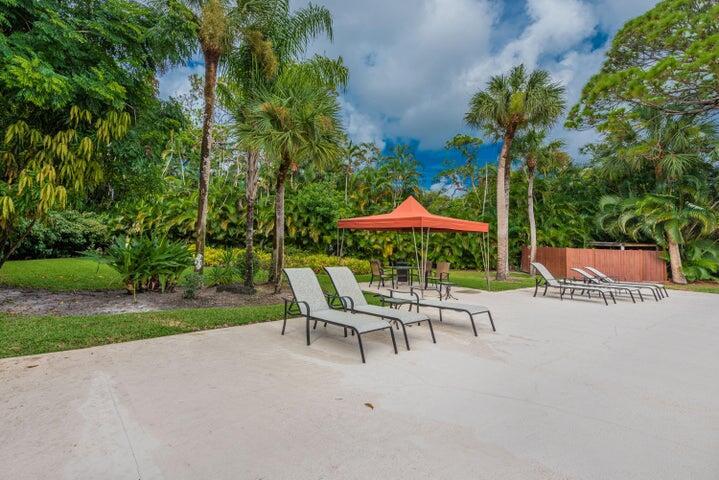 MNR FOREST 2 - Residential Lease