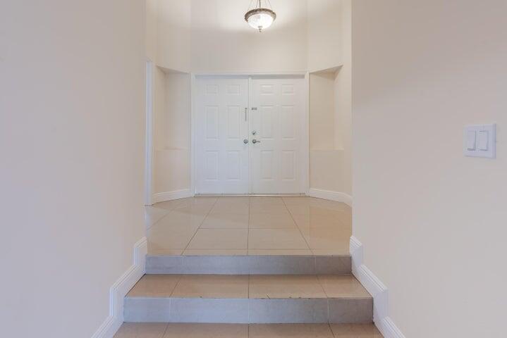 MNR FOREST 2 - Residential Lease