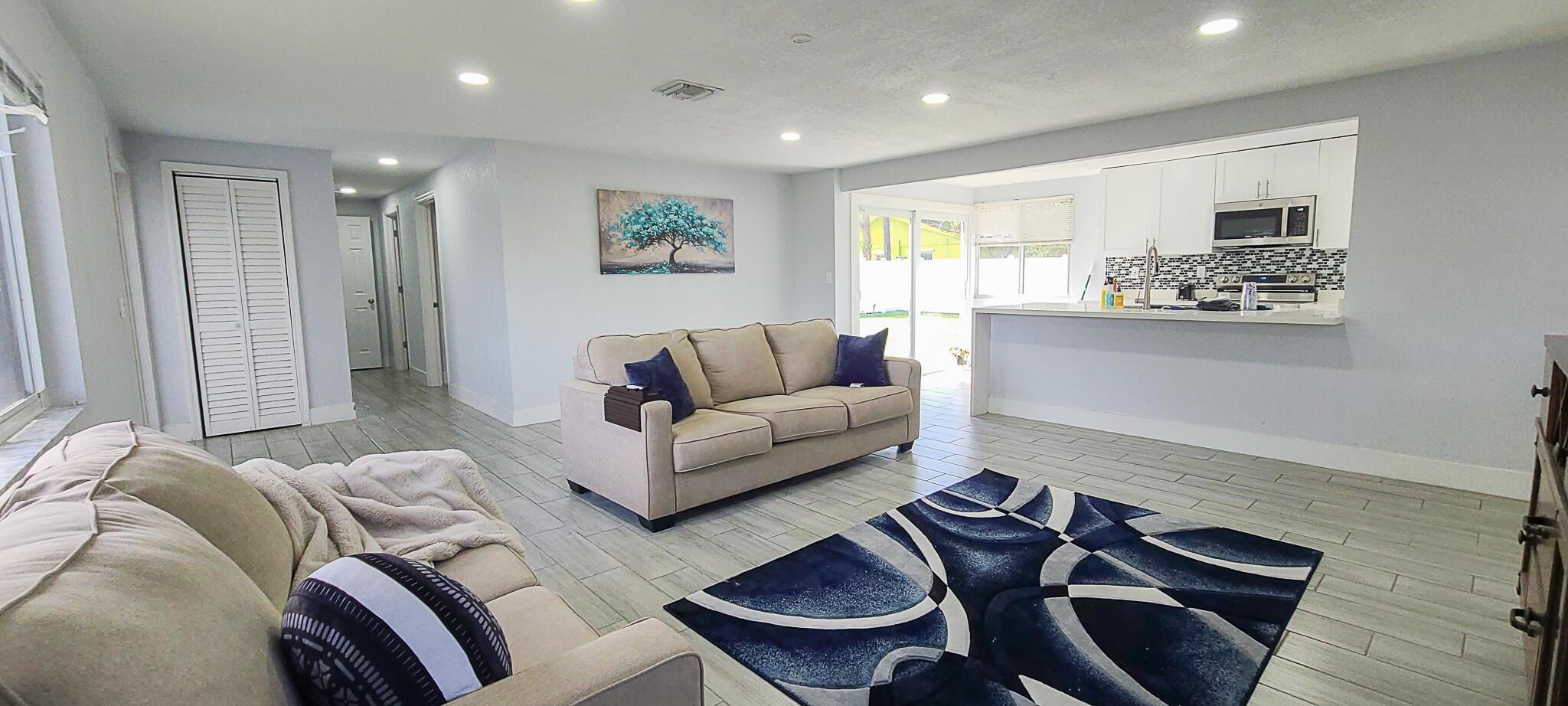 GRAMERCY PARK UNIT 1 - Residential