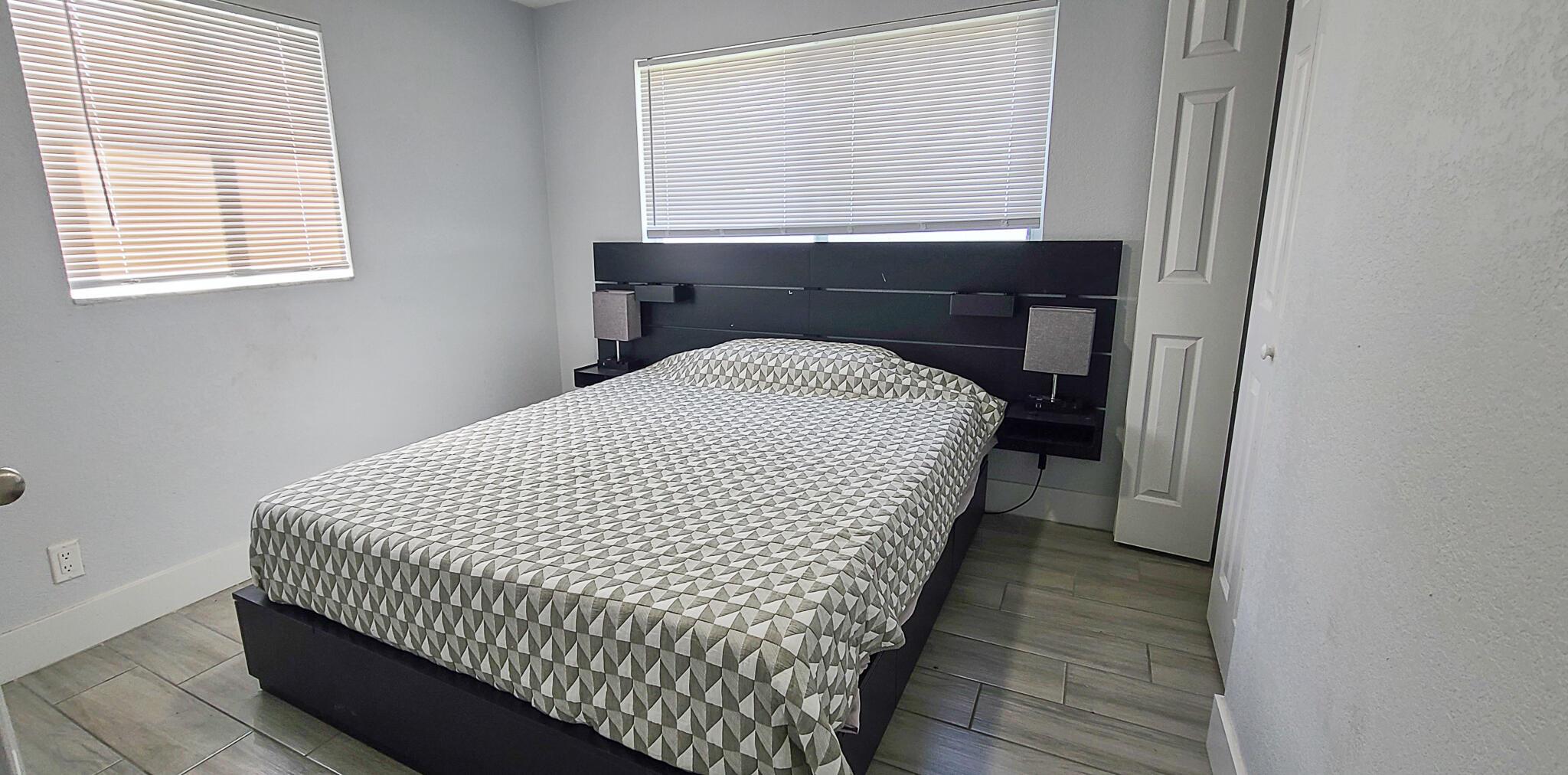 GRAMERCY PARK UNIT 1 - Residential