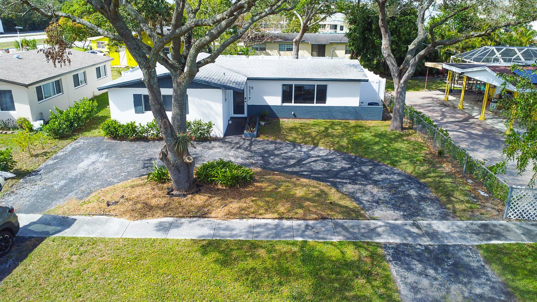 GRAMERCY PARK UNIT 1 - Residential