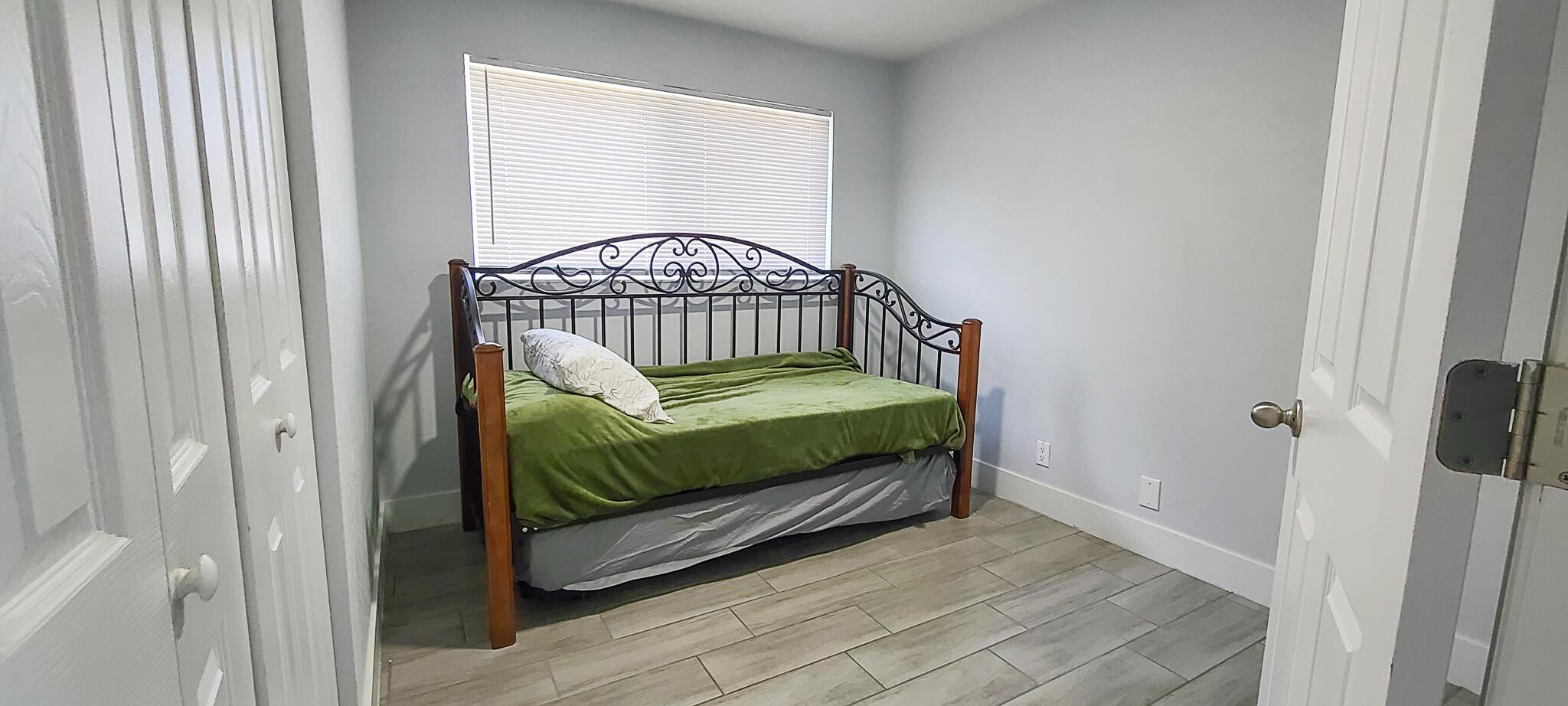 GRAMERCY PARK UNIT 1 - Residential