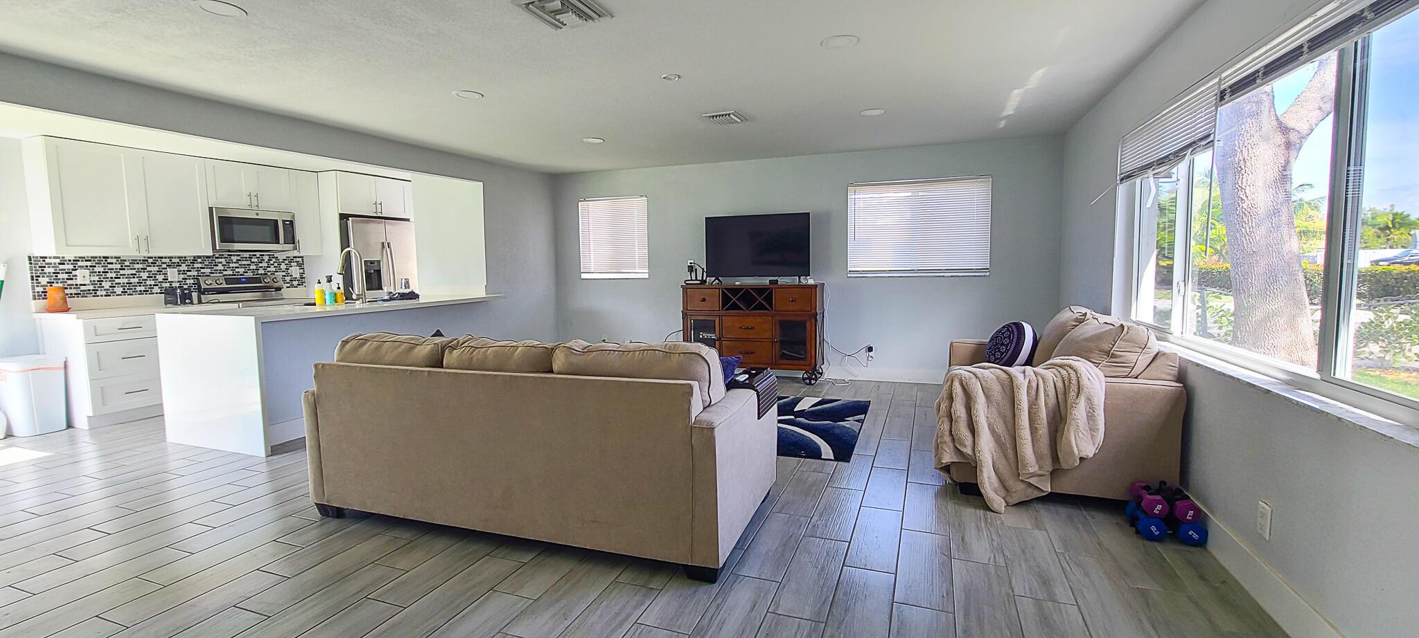 GRAMERCY PARK UNIT 1 - Residential