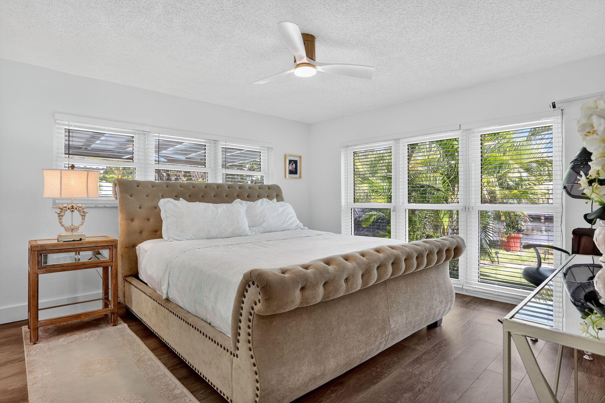 CORAL GARDENS - Residential