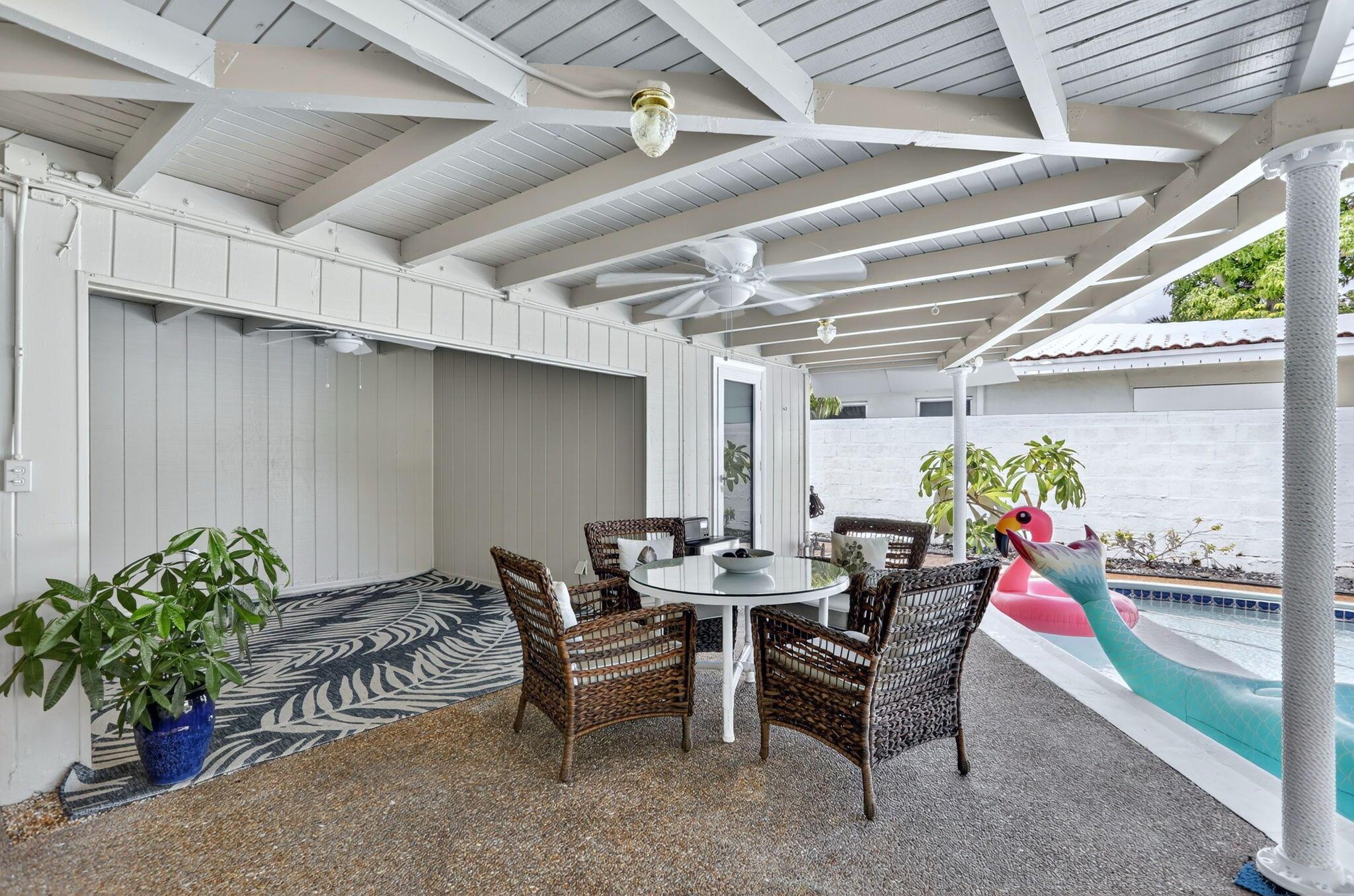 CORAL GARDENS - Residential