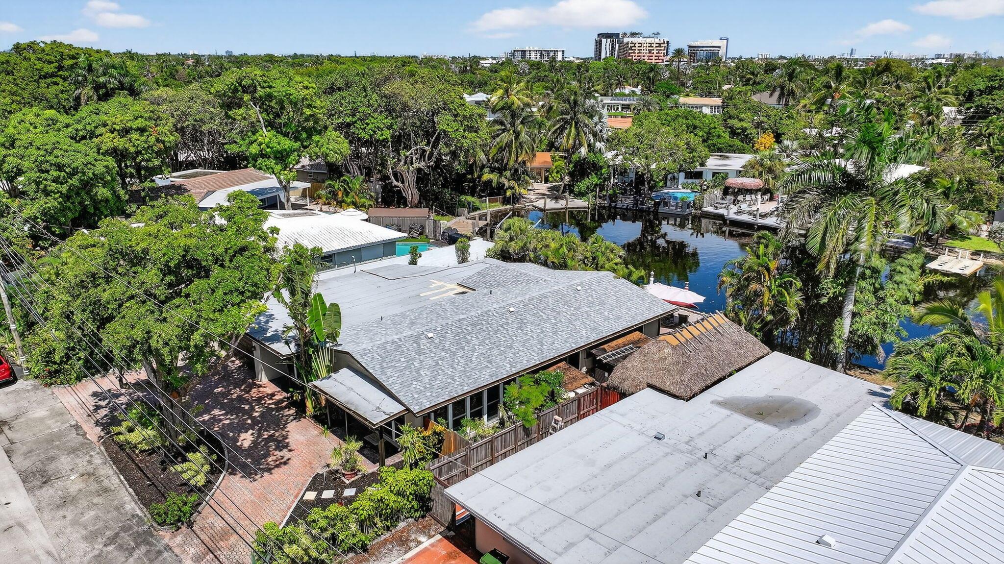 CORAL GARDENS - Residential