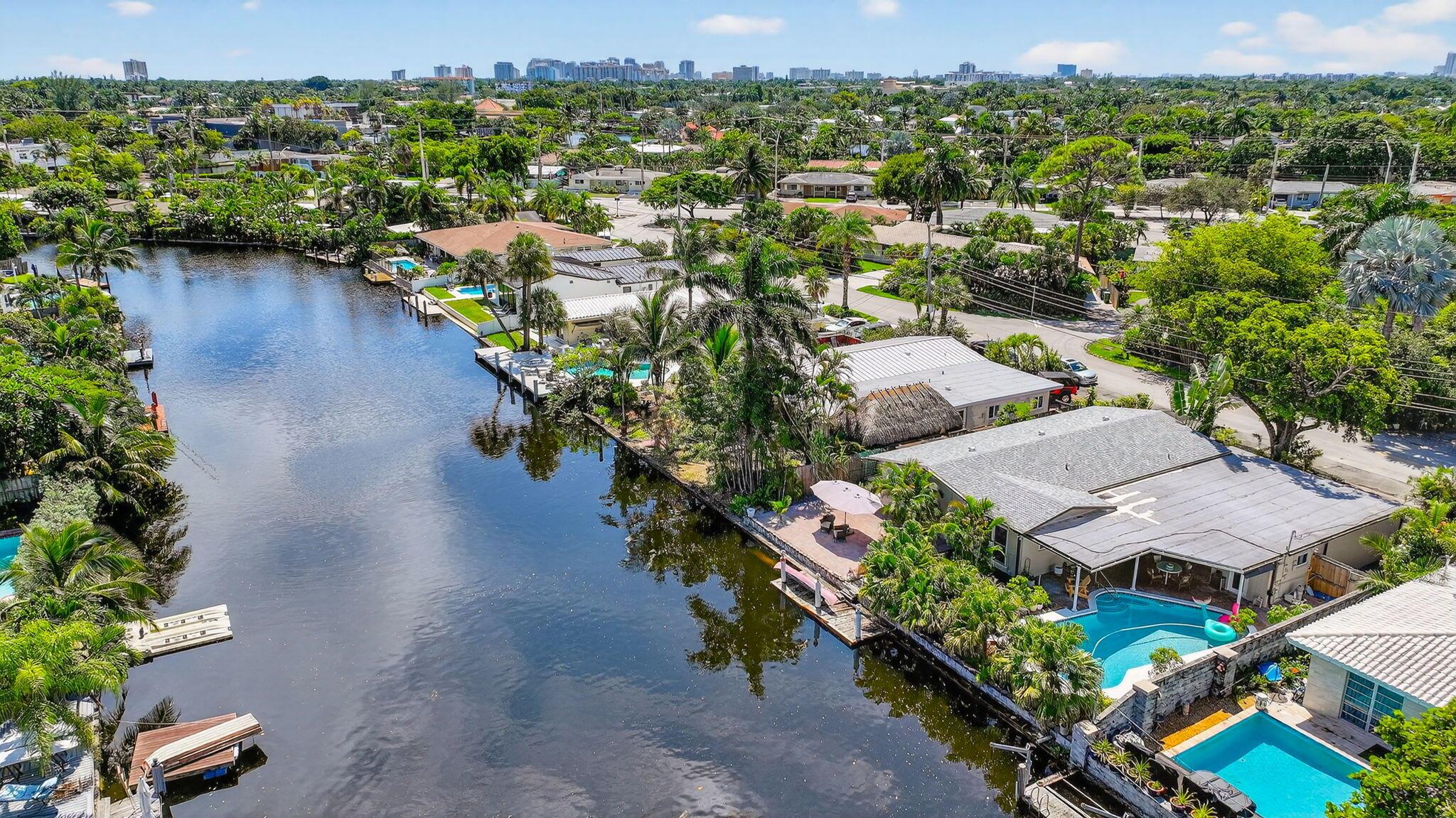 CORAL GARDENS - Residential