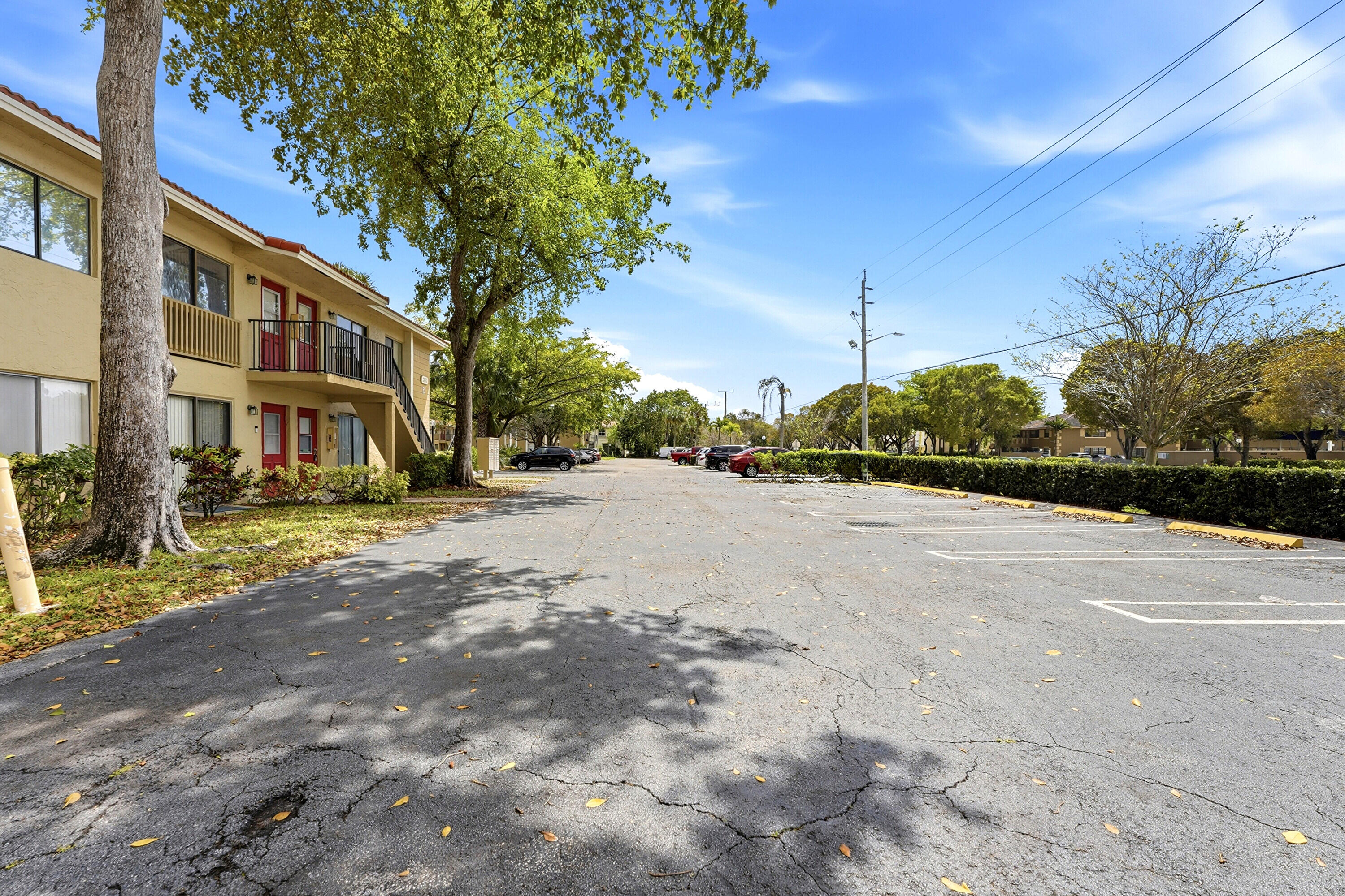 VILLAS OF RIVERSIDE CONDO - Residential Lease