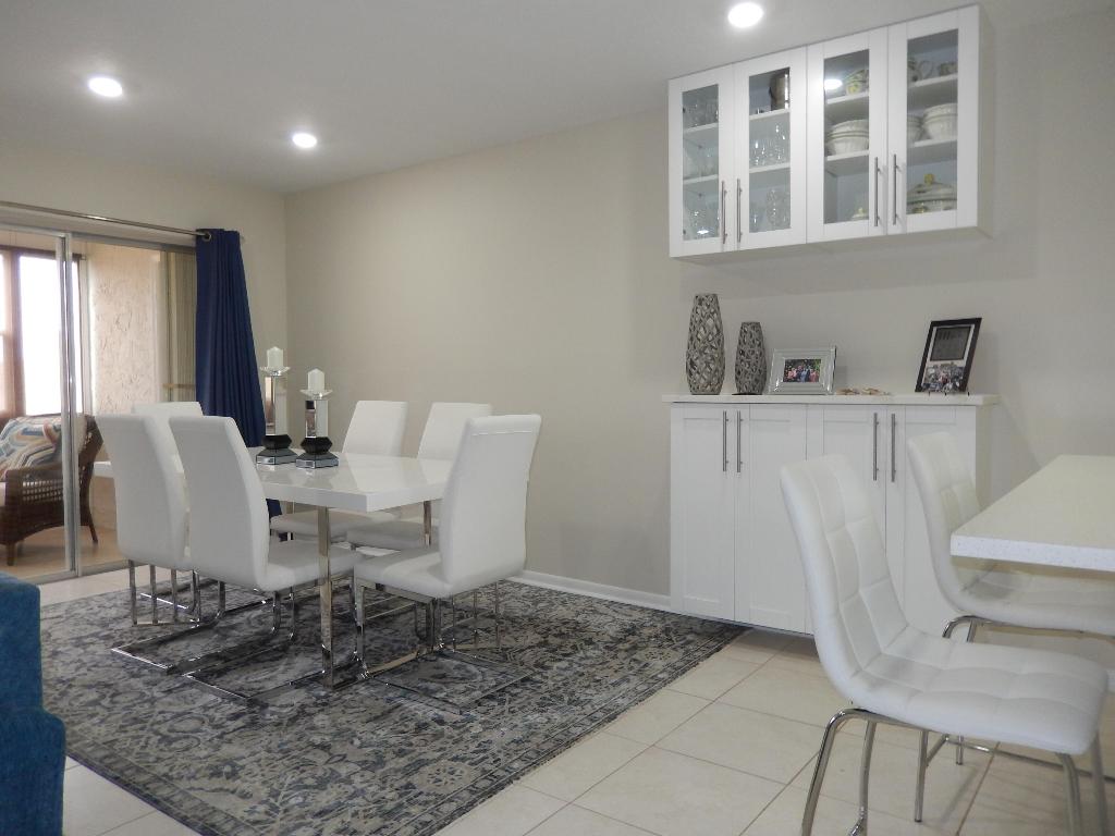 View photos, virtual tours, details... 725 Lori Drive 306