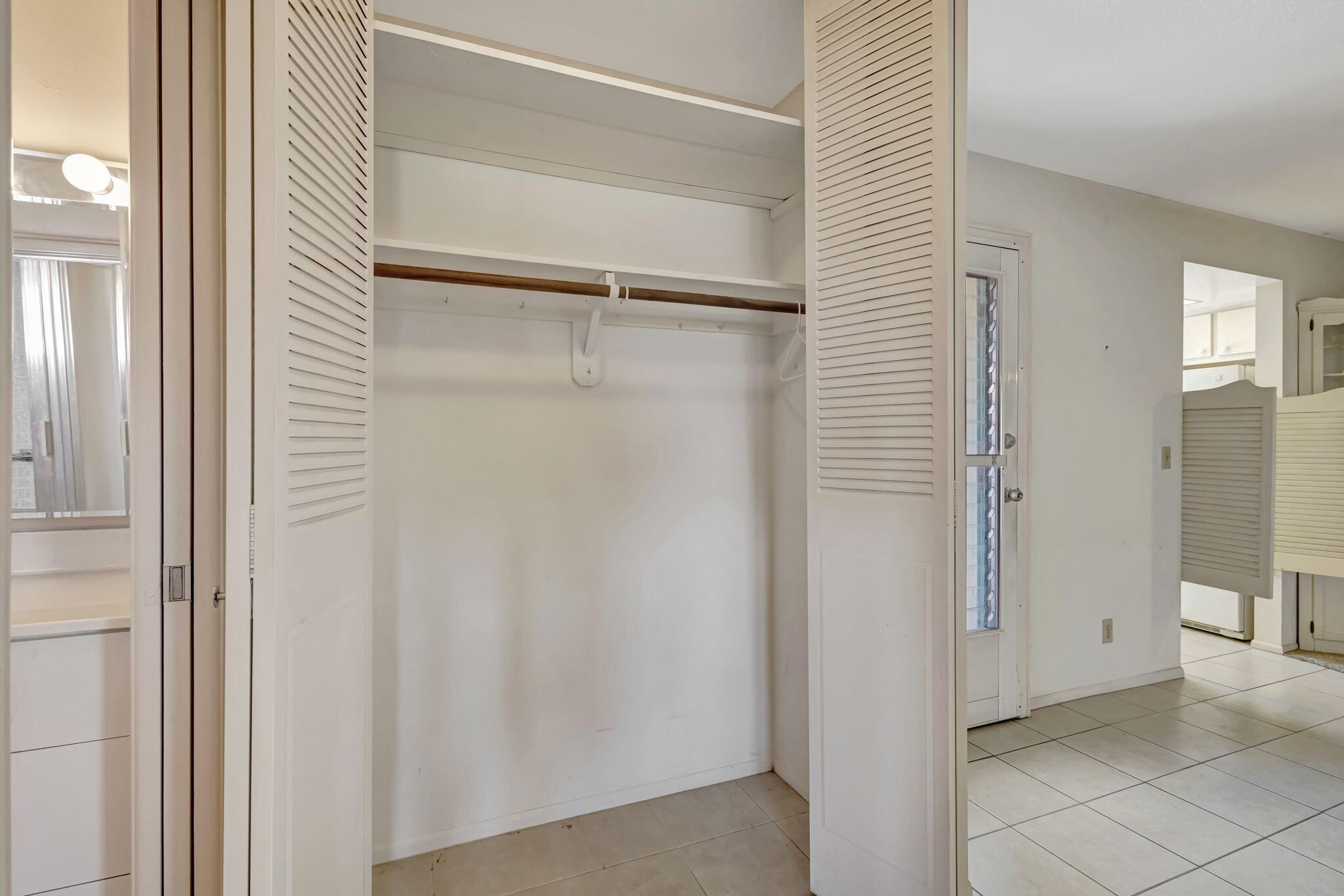 CRESTHAVEN - Residential