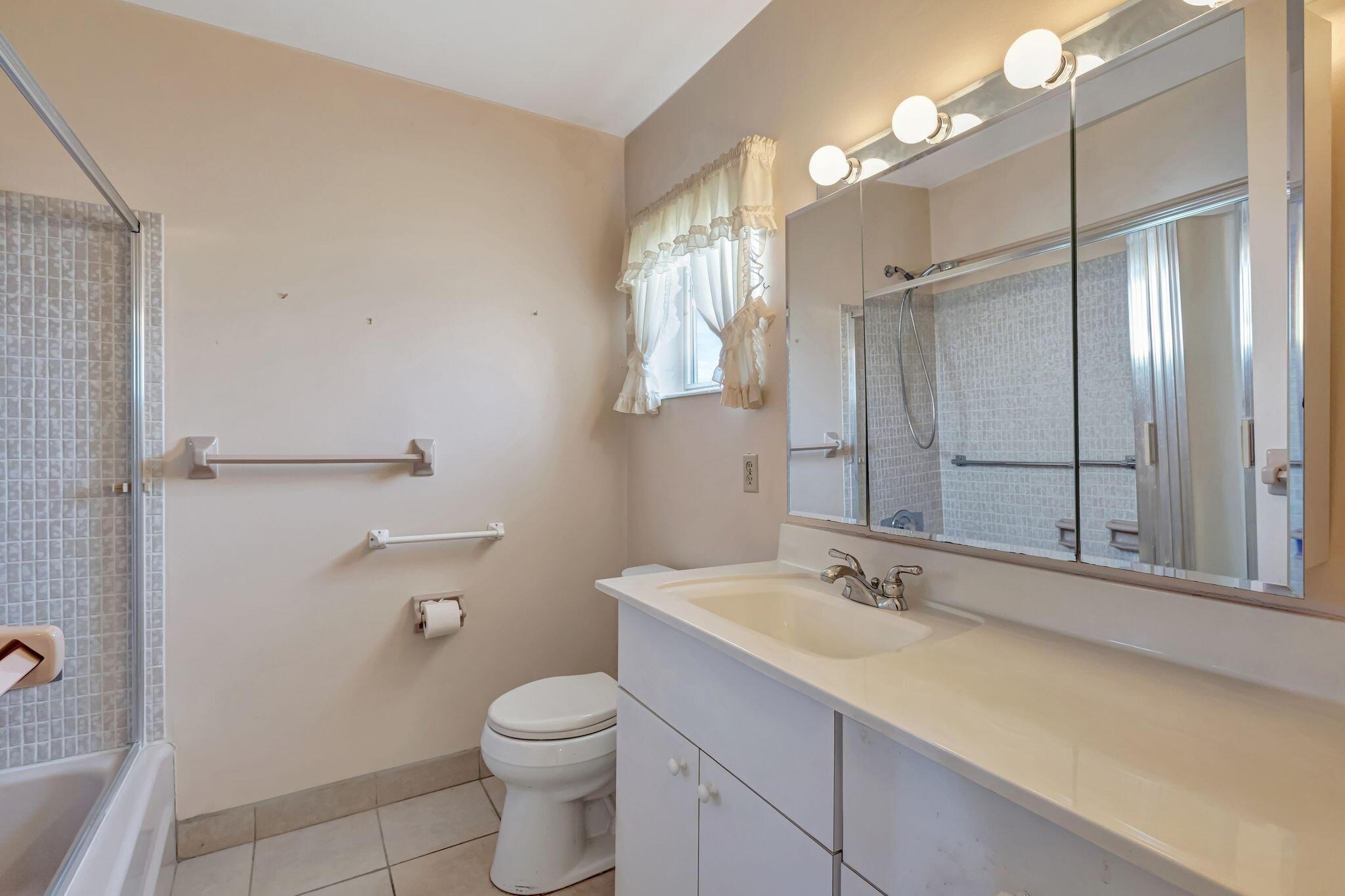 CRESTHAVEN - Residential