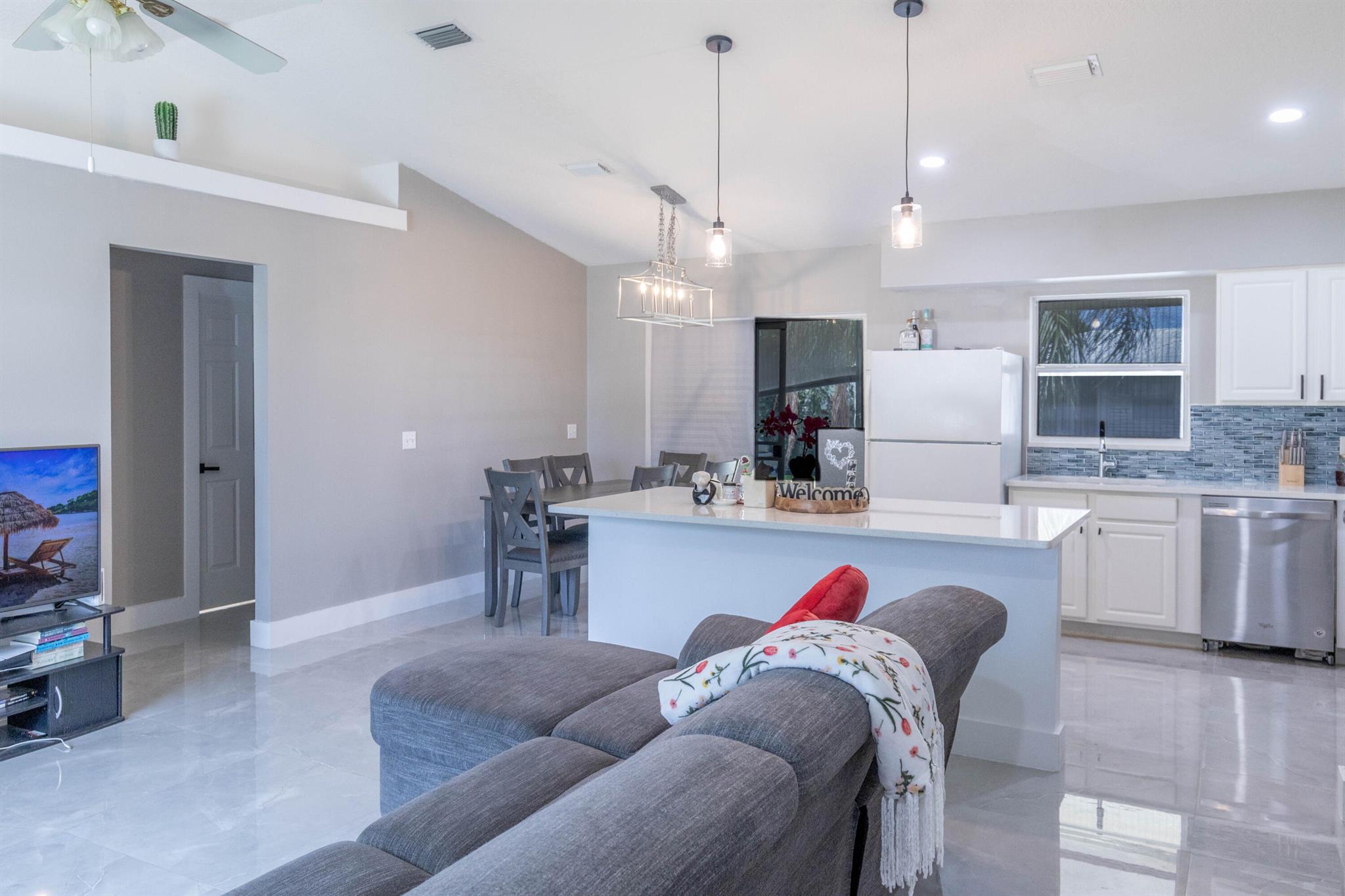 SEBASTIAN HIGHLANDS UNIT - Residential