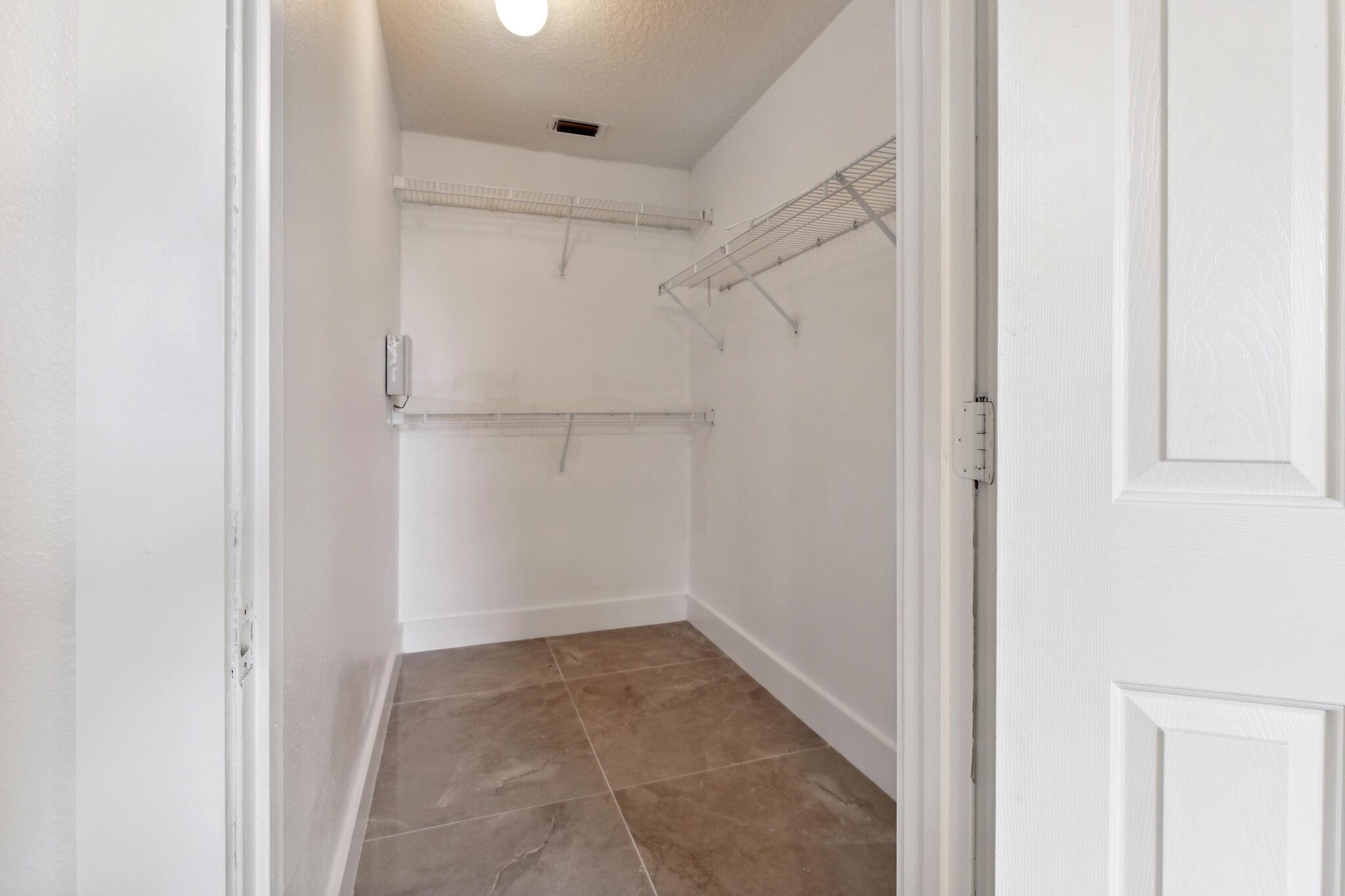 SEBASTIAN HIGHLANDS UNIT - Residential