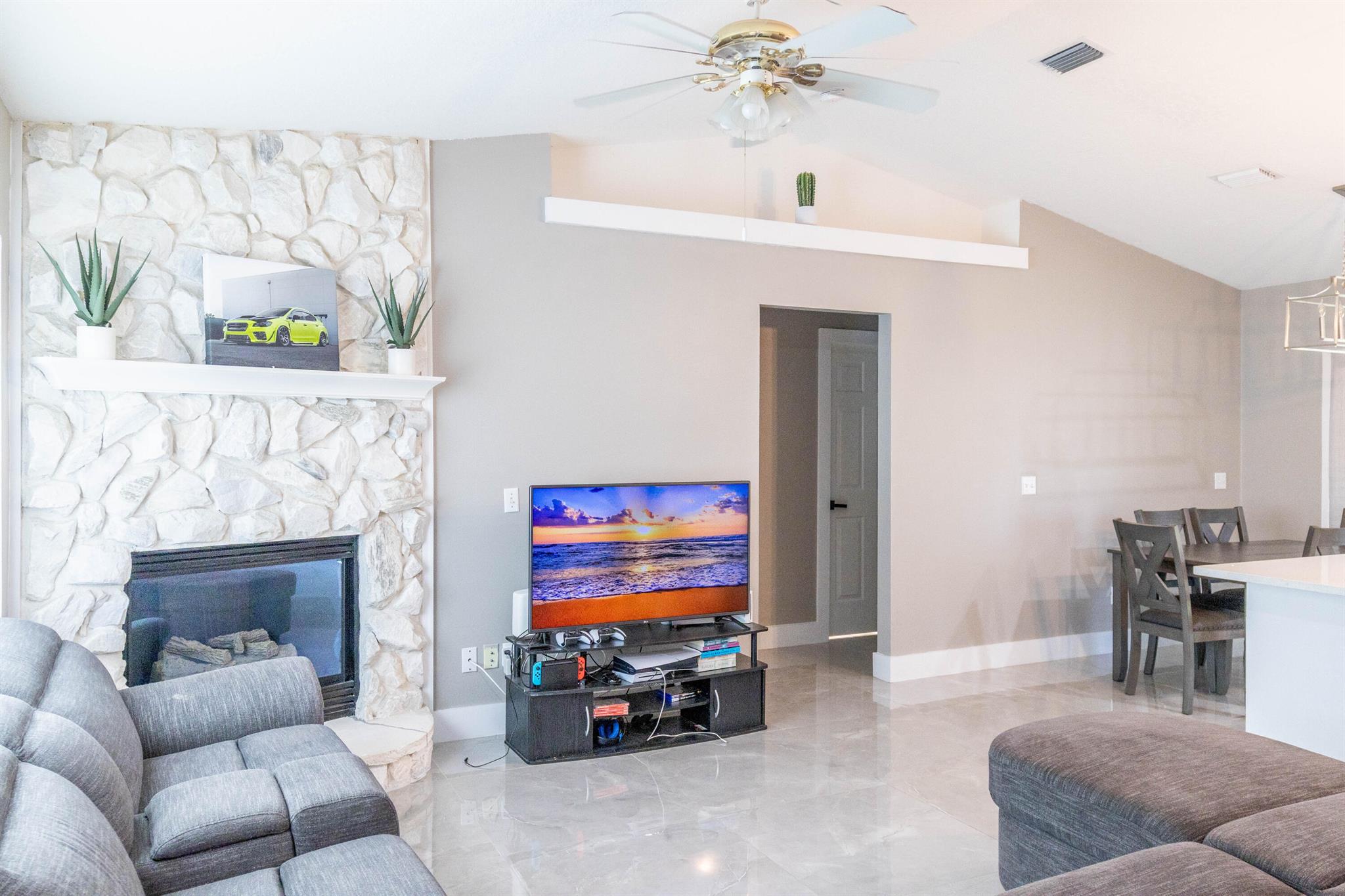 SEBASTIAN HIGHLANDS UNIT - Residential