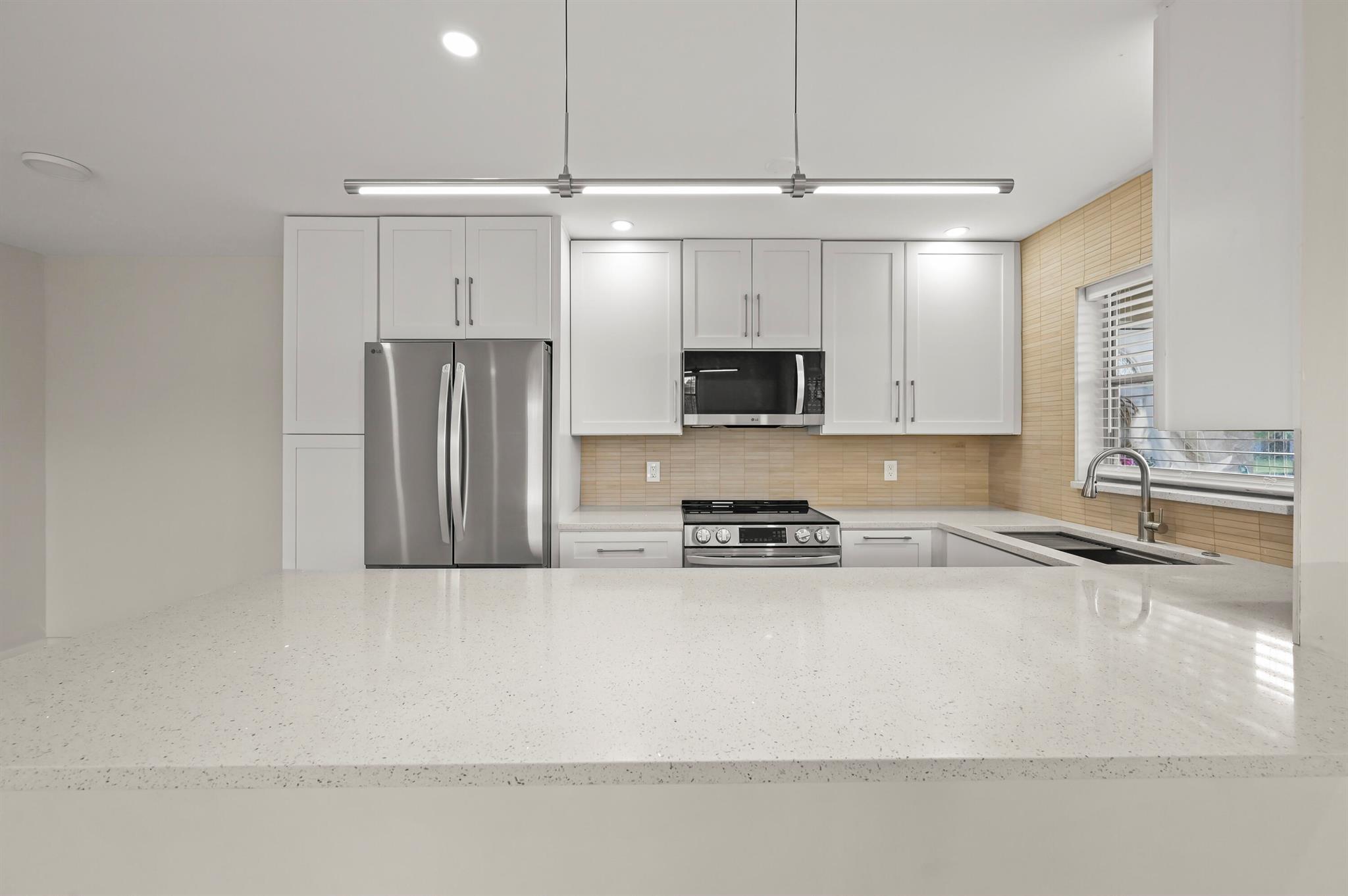 HIGH POINT OF DELRAY SEC - Residential