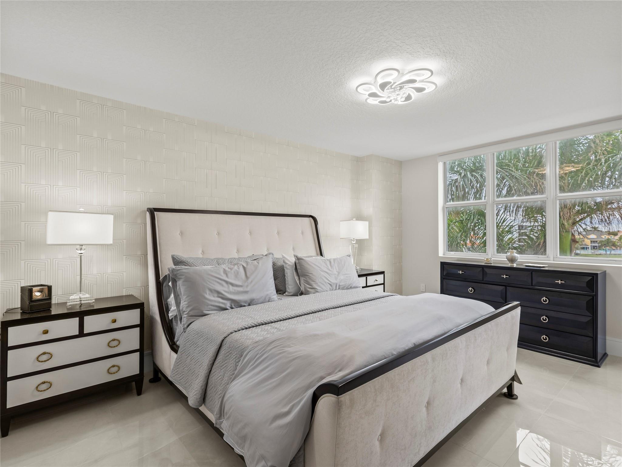 PENINSULA - Residential