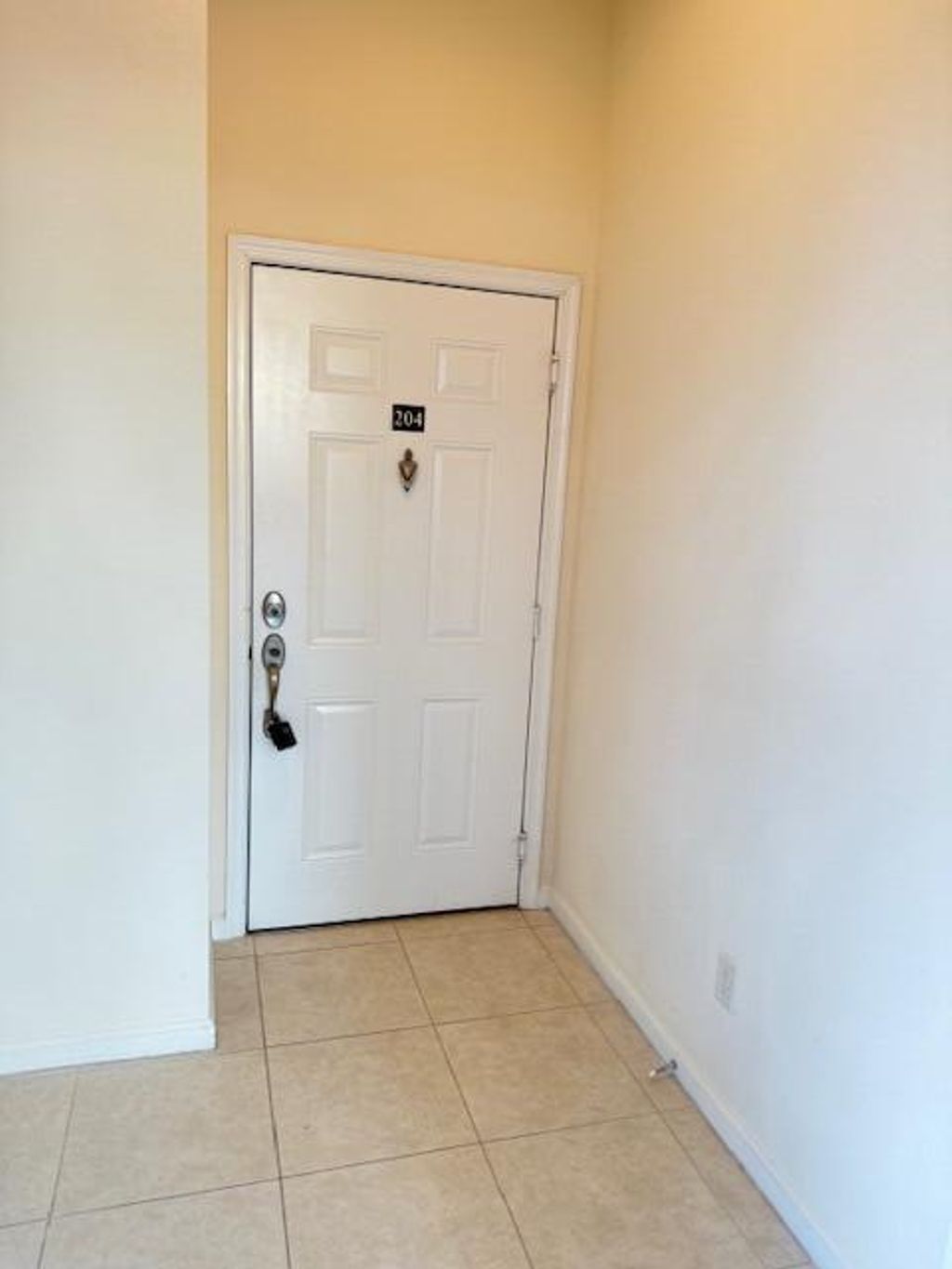 Photo of 425 Greenwich Circle #204, Jupiter, FL 33458 (MLS # R11140385)