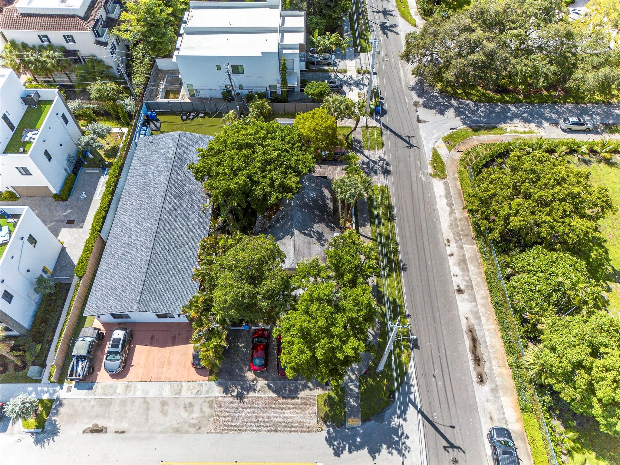 1230 SE 4th Ave