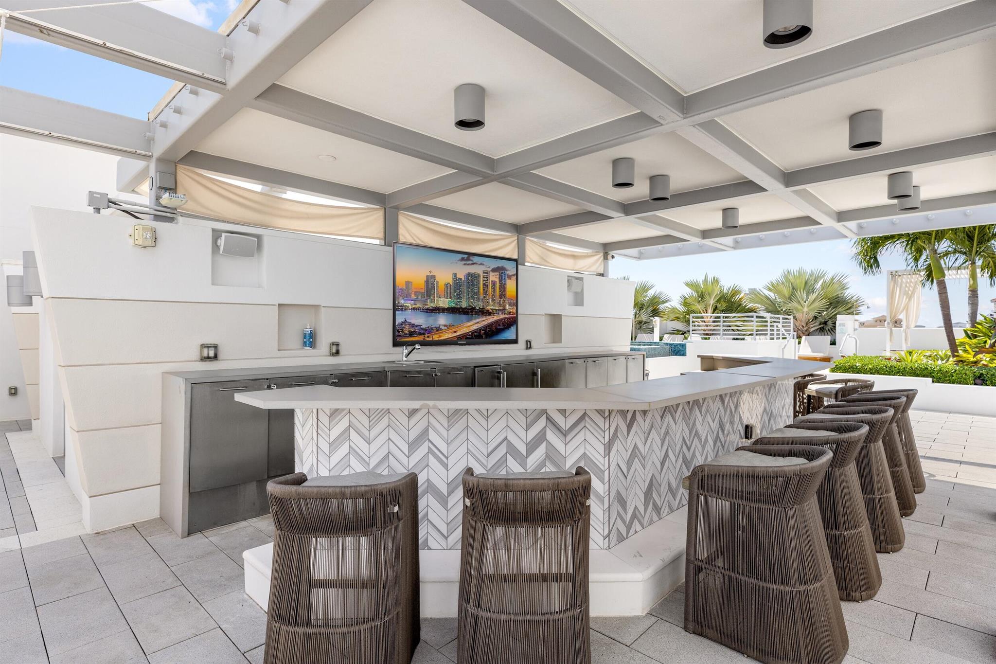 TOWER 155 - Residential