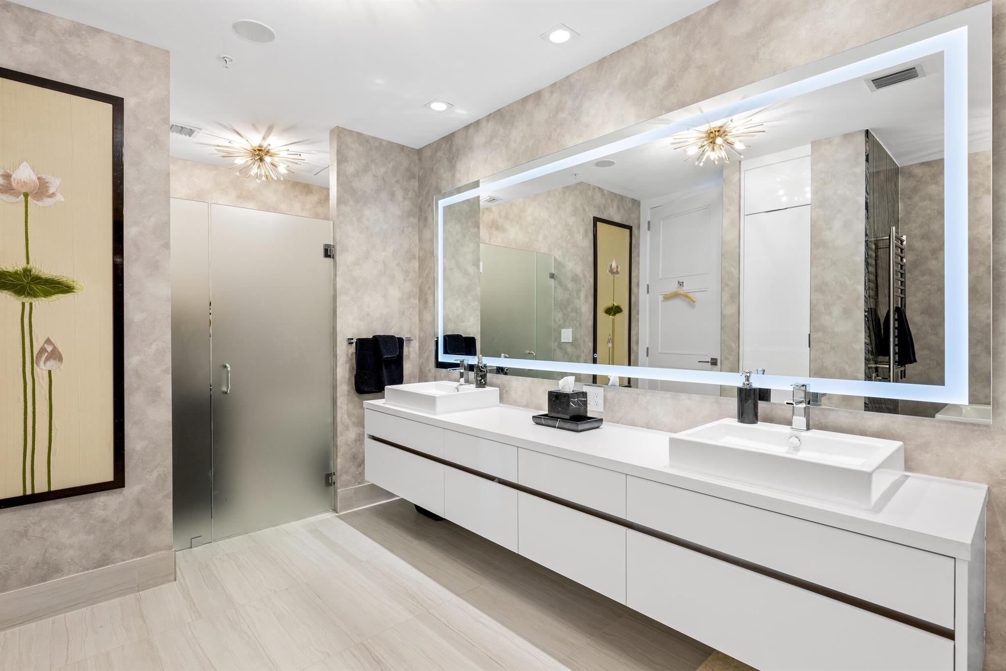 TOWER 155 - Residential