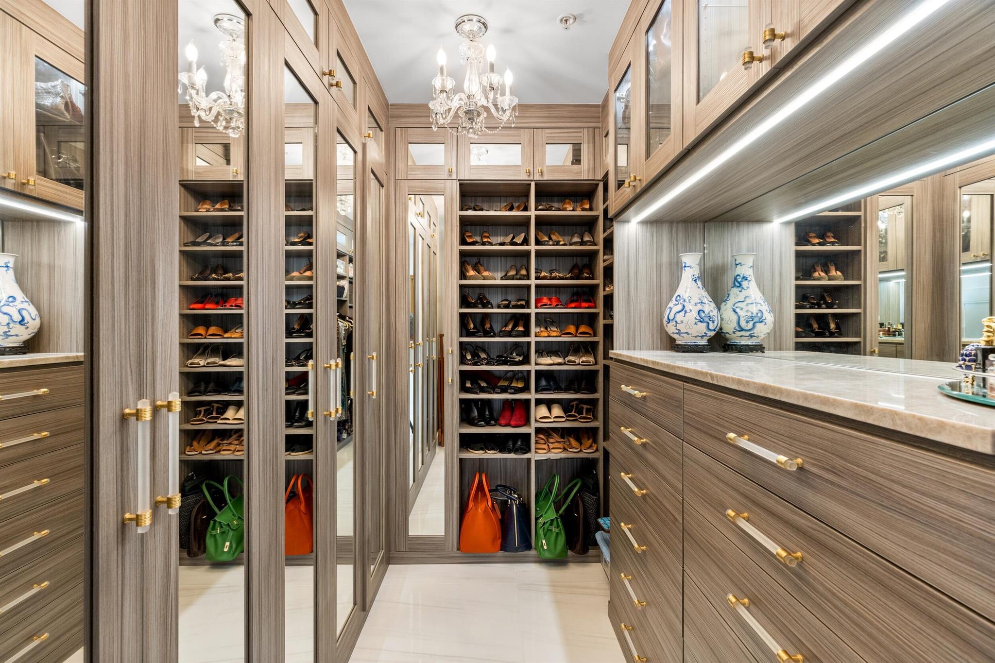 TOWER 155 - Residential