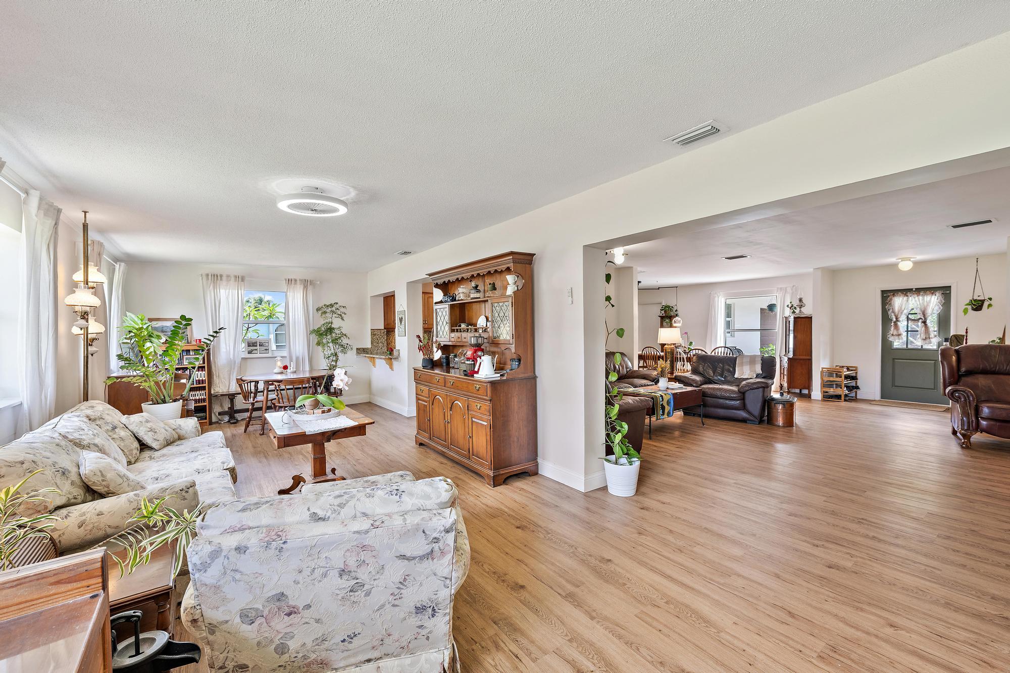 PALM BEACH GARDENS 6 - Residential