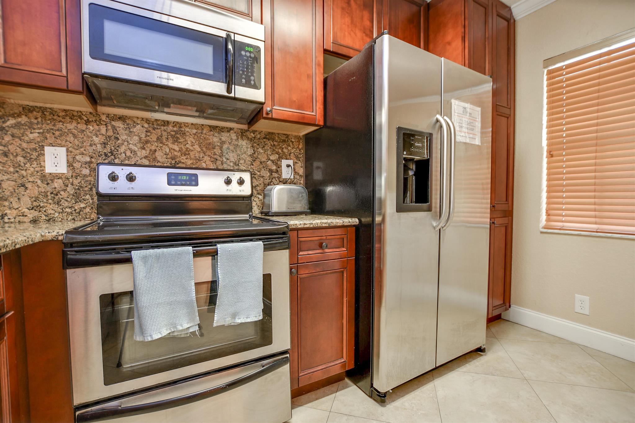 SOUTHRIDGE CONDOS - Commercial Sale