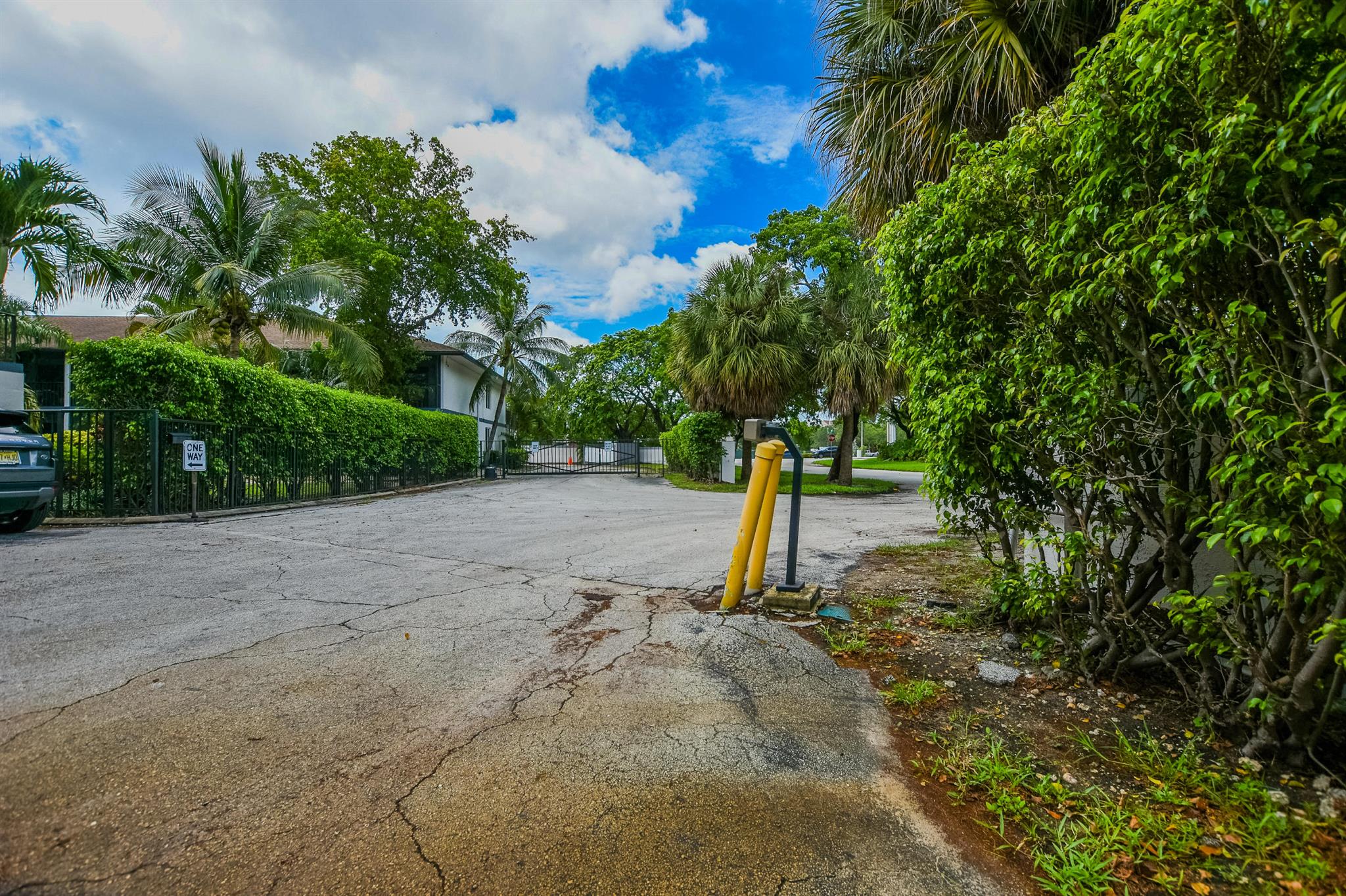 SOUTHRIDGE CONDOS - Commercial Sale