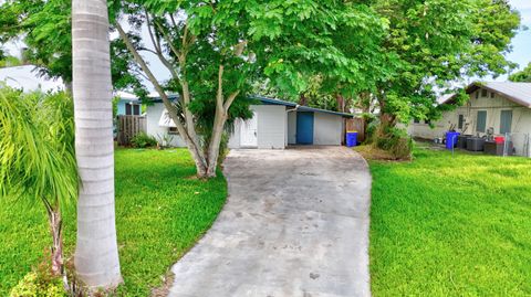 A home in Palm City