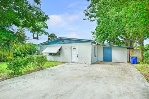 A home in Palm City